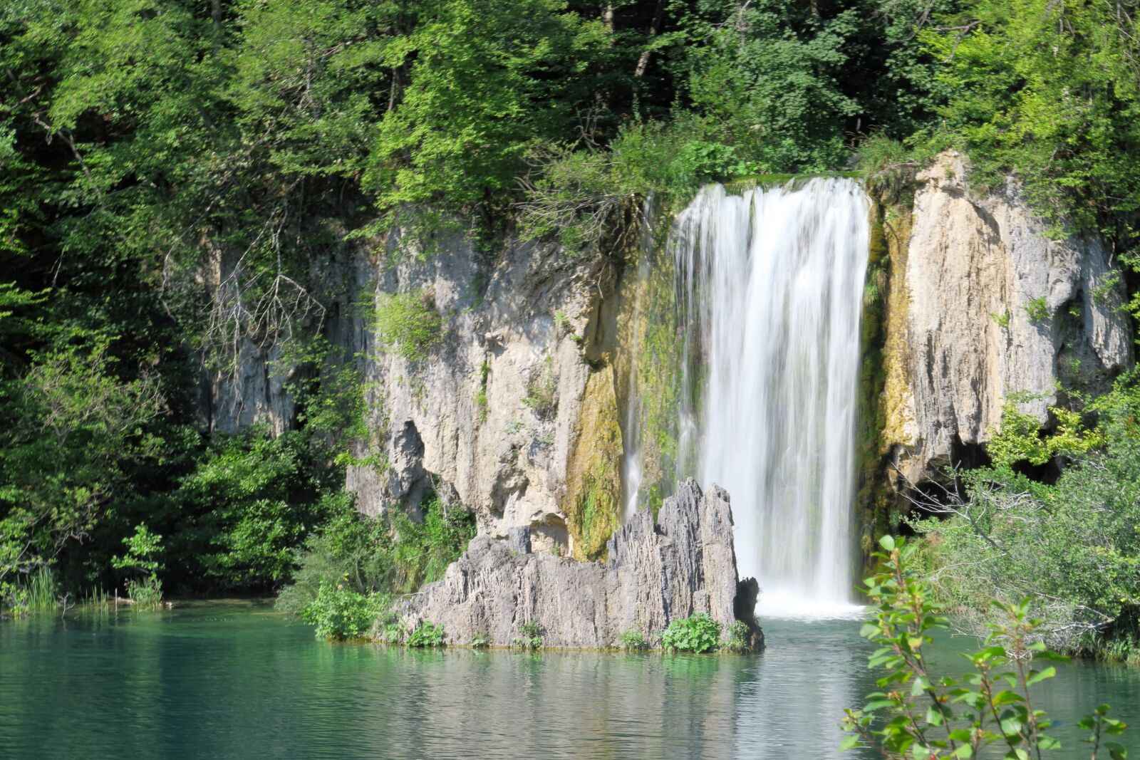 Canon PowerShot G3 X sample photo. Waterfall, plitvice lakes, croatia photography