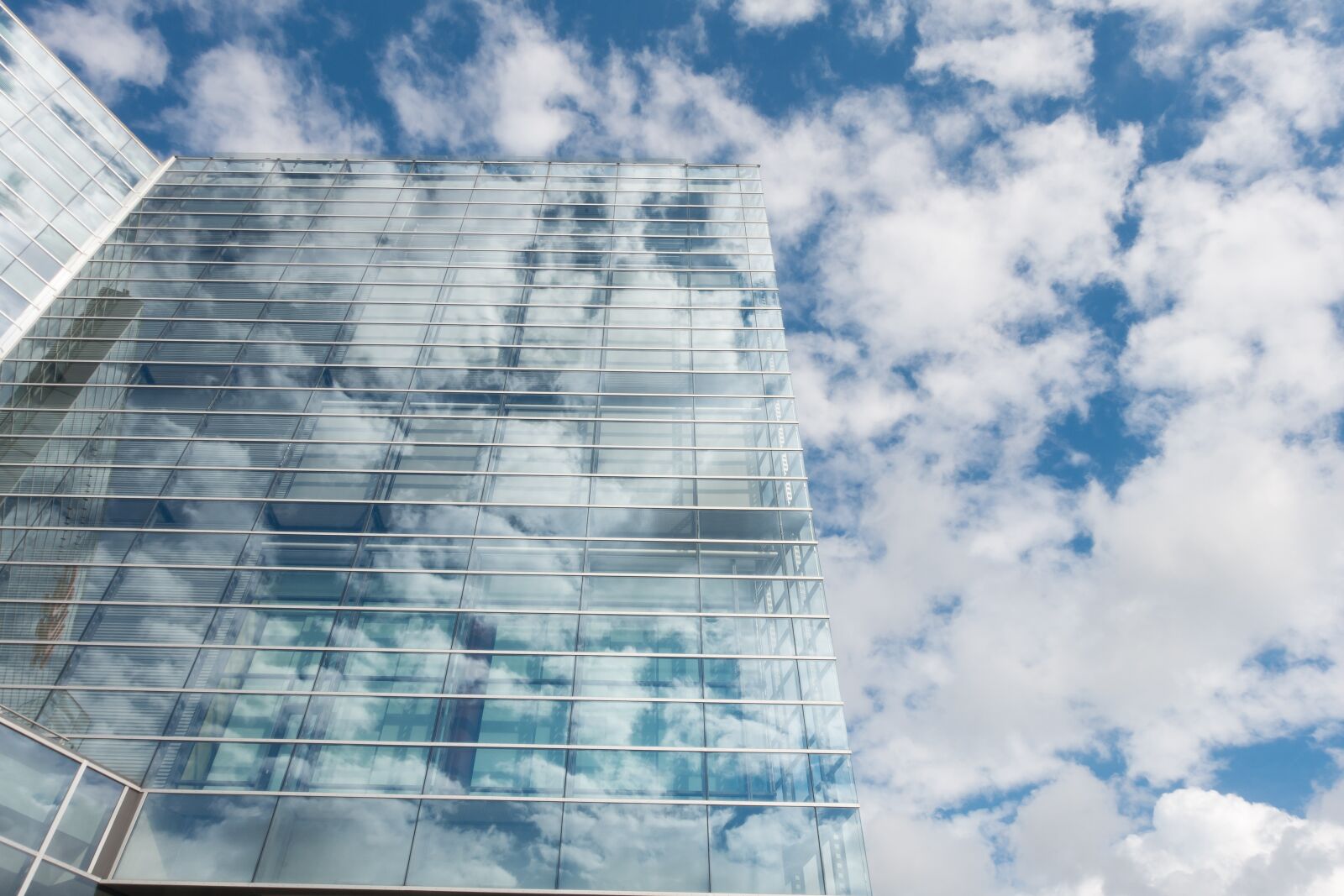 Sony Cyber-shot DSC-RX100 III sample photo. Architecture, building, modern photography