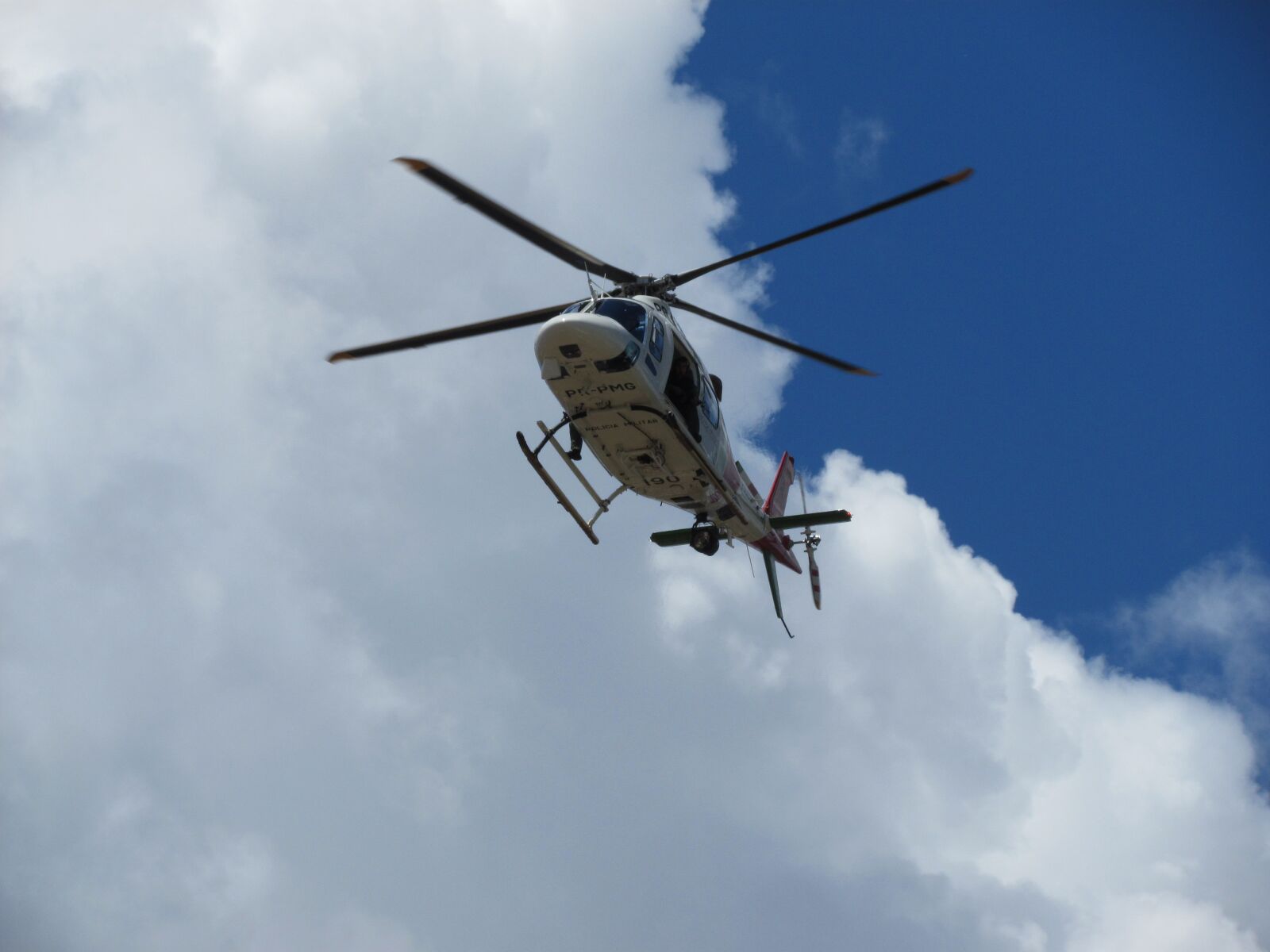 Canon PowerShot SX30 IS sample photo. Helicopter, sky, clouds photography