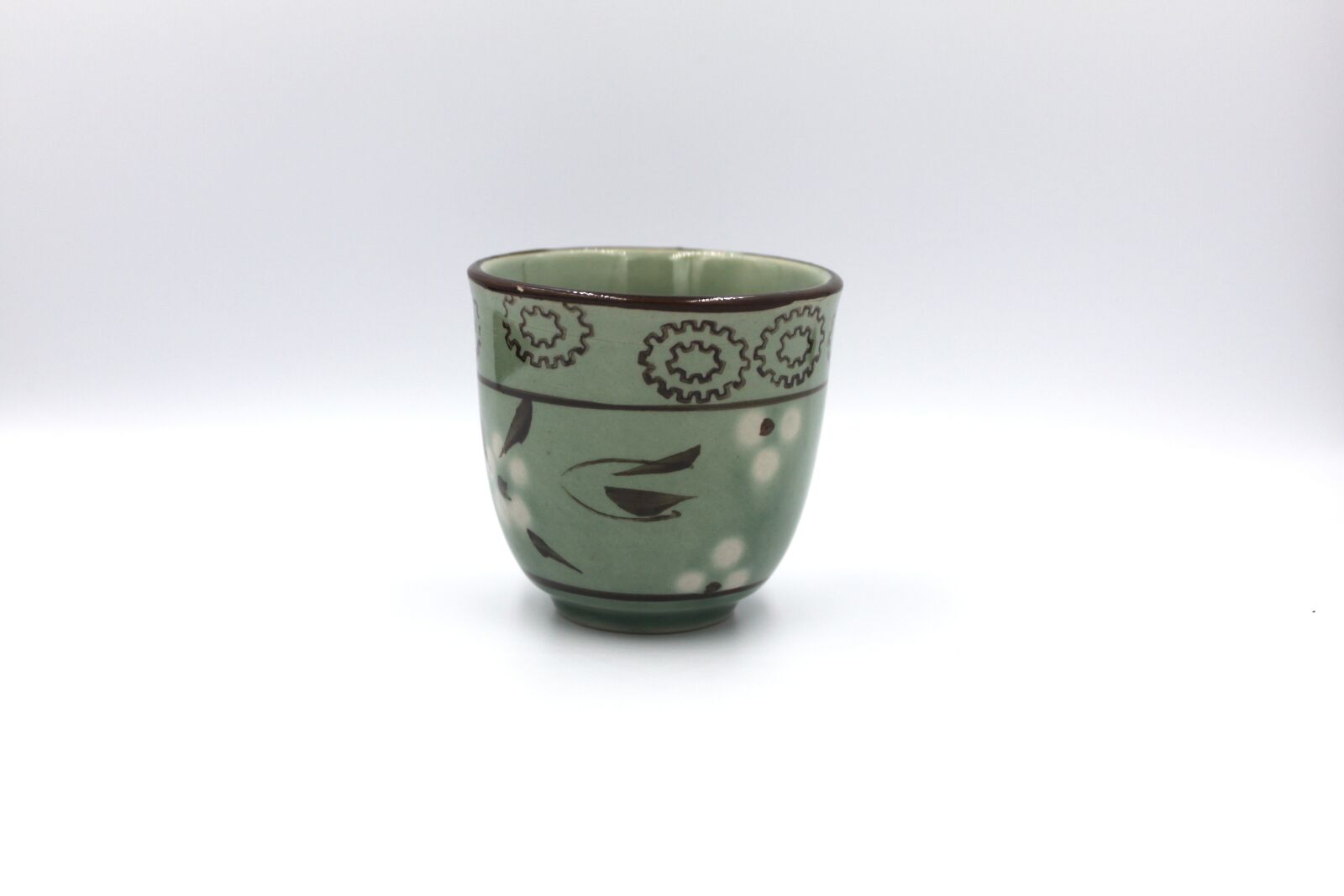 Canon EOS 500D (EOS Rebel T1i / EOS Kiss X3) sample photo. Cup, teacup, tea cup photography