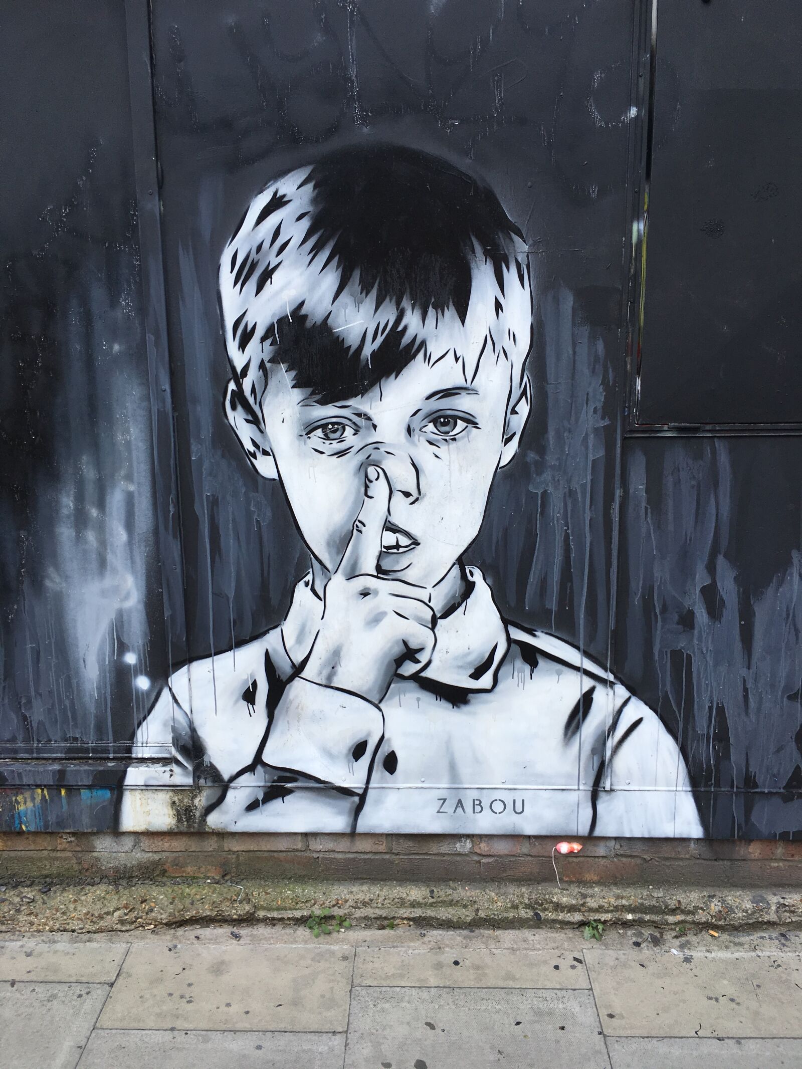 Apple iPhone 6s sample photo. Zabou, street art, london photography