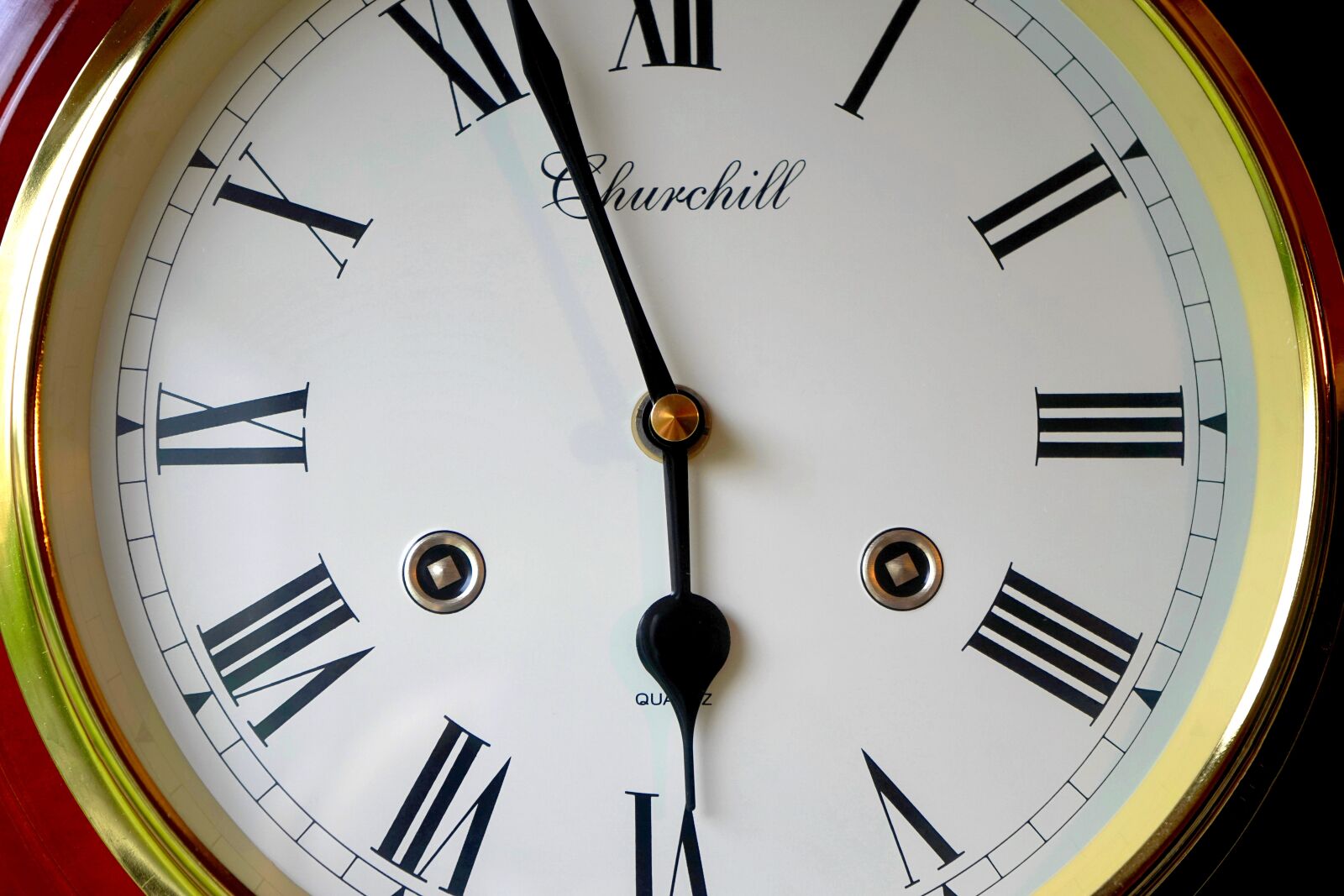 Sony a7 + Sony FE 28-70mm F3.5-5.6 OSS sample photo. Clock, face, time photography