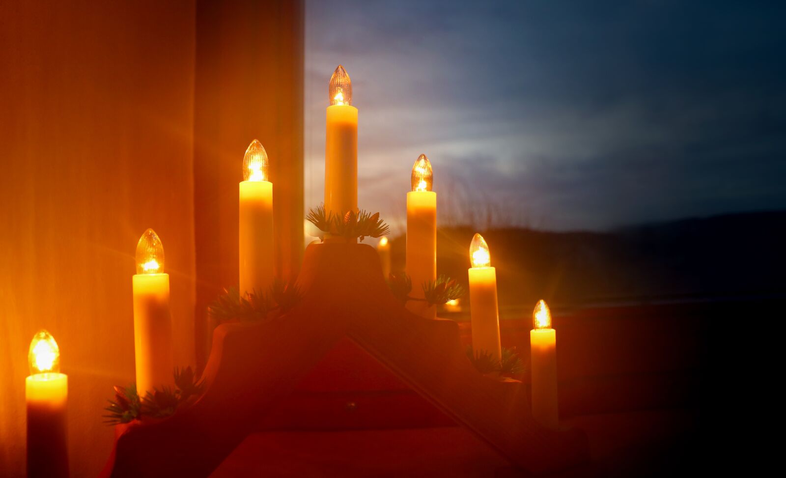 Canon EOS 750D (EOS Rebel T6i / EOS Kiss X8i) sample photo. Christmas, candlestick, atmosphere photography