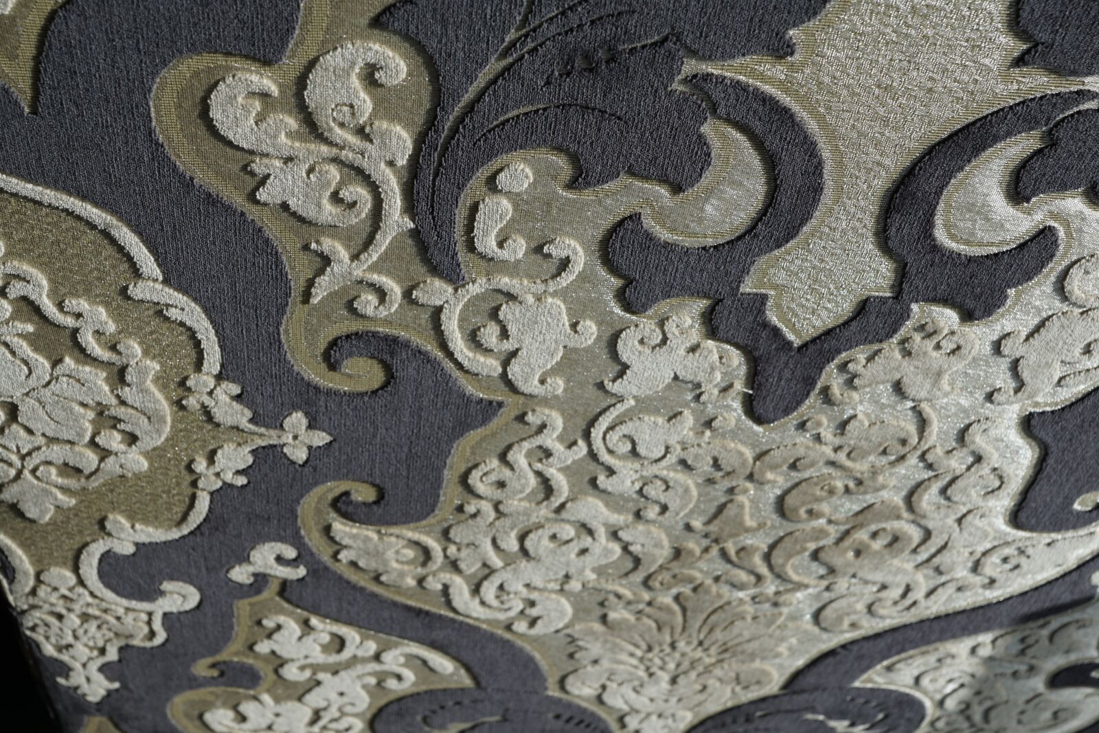 Sony DT 16-50mm F2.8 SSM sample photo. Pattern, fabric, textile photography