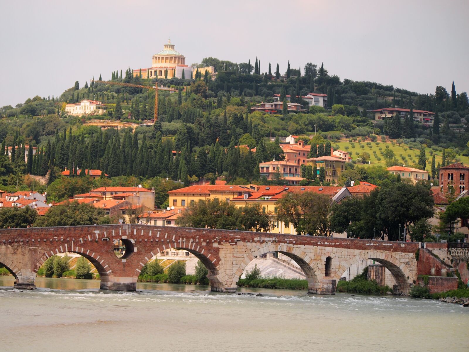 Olympus PEN E-PL1 sample photo. Italy, verona, landscape photography
