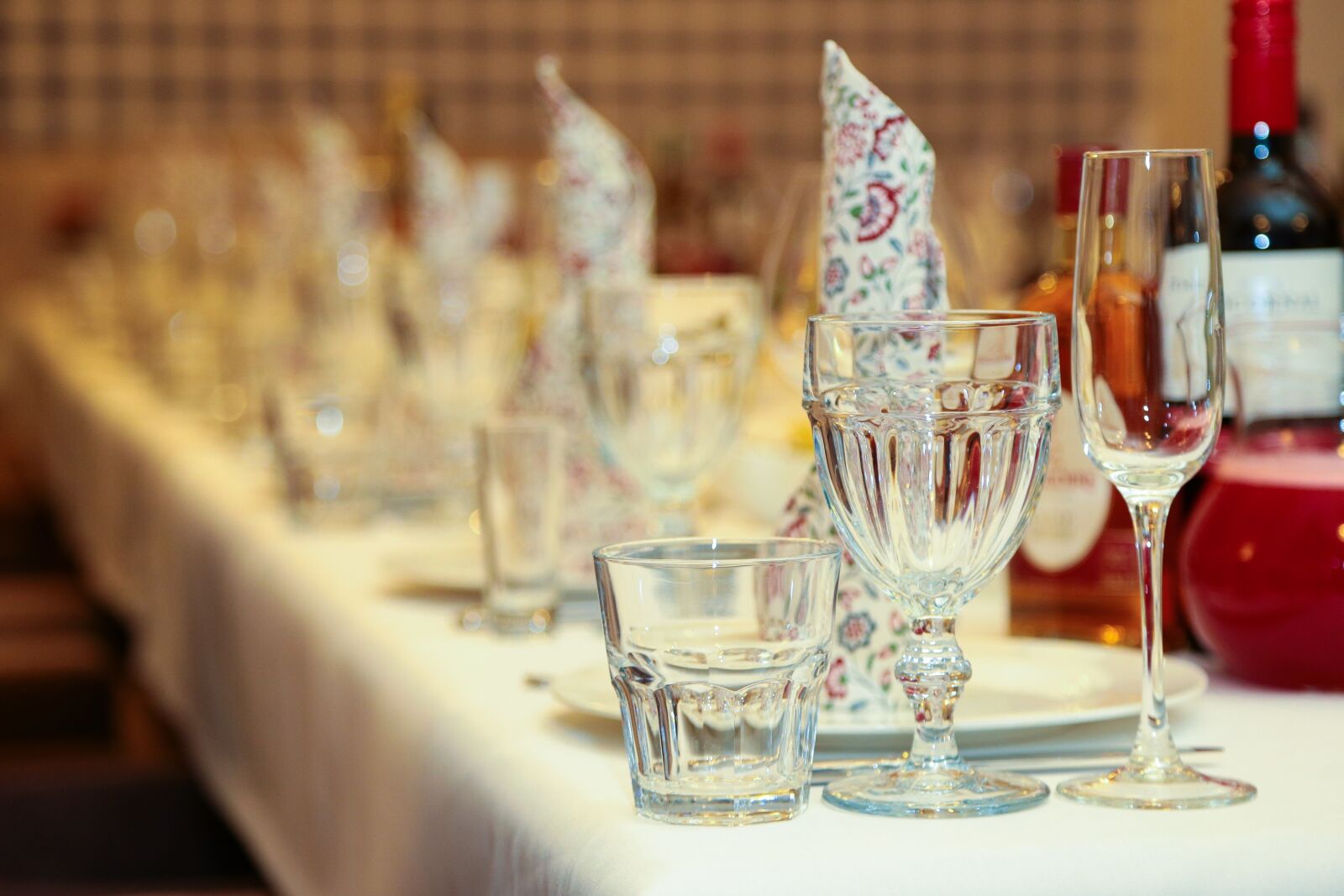 Canon EOS 5D Mark III sample photo. Table, laying, wine glasses photography