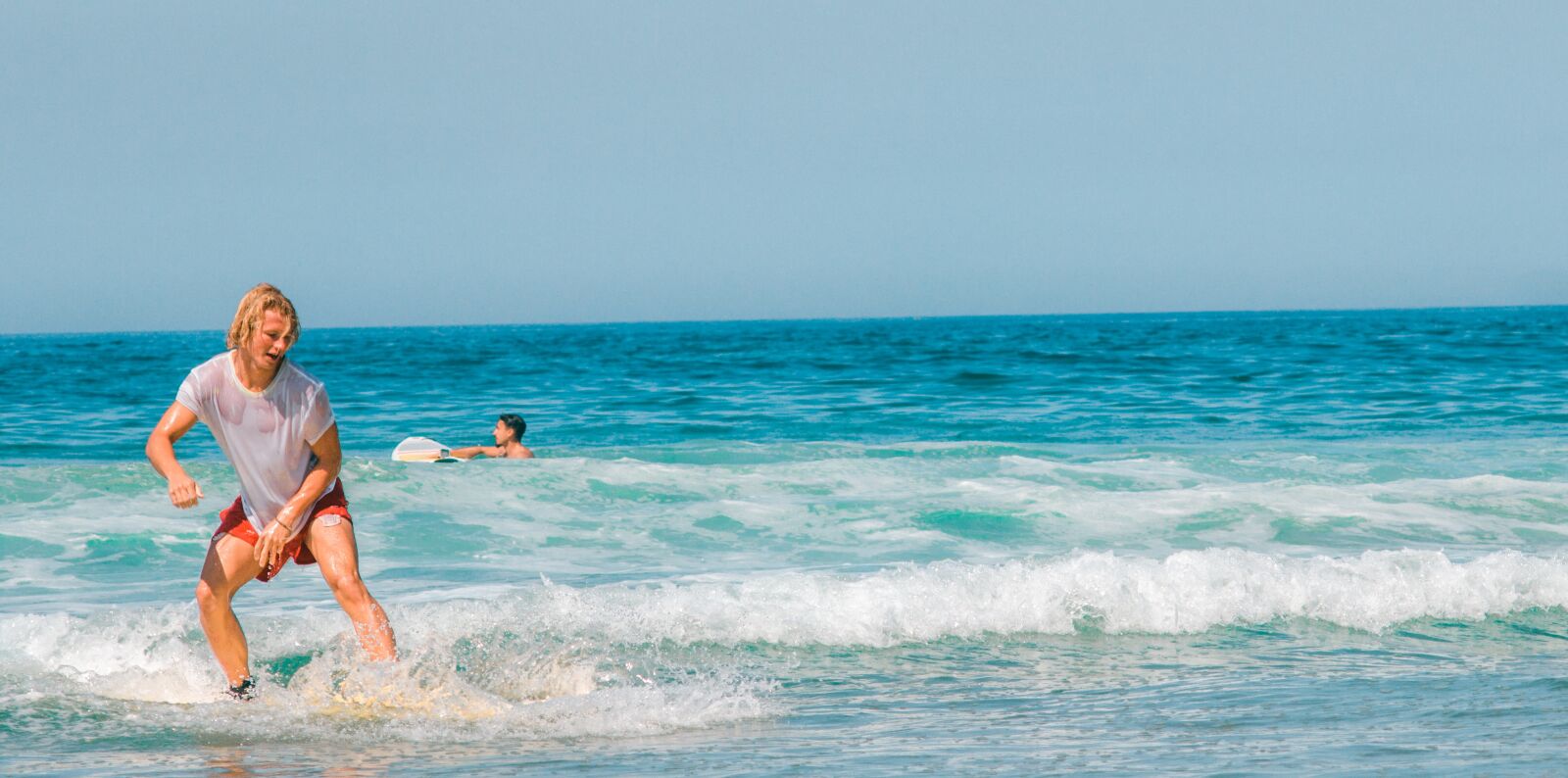 Canon EOS 600D (Rebel EOS T3i / EOS Kiss X5) sample photo. Surf, sea, sky photography