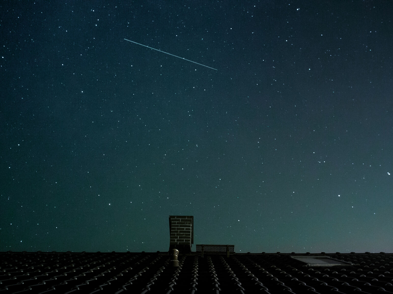 Olympus M.Zuiko Digital 17mm F1.8 sample photo. Sky, night, space, house photography