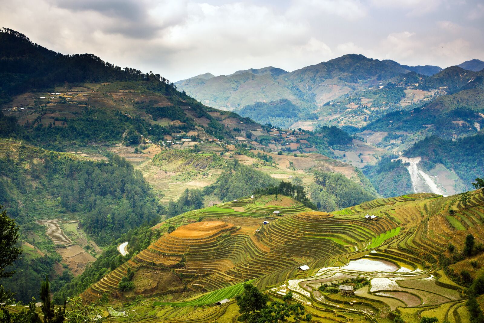 Nikon D610 sample photo. Agriculture, moutain, valley photography