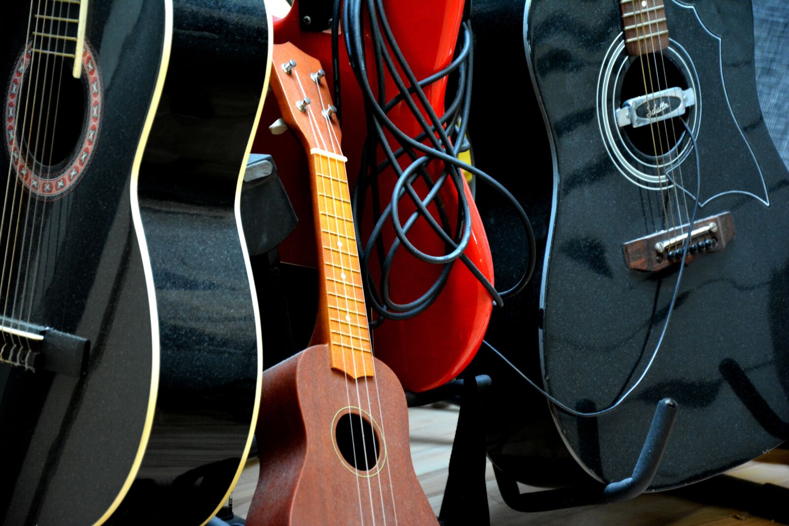 Nikon D5200 sample photo. Guitars, ukulelle, instruments photography