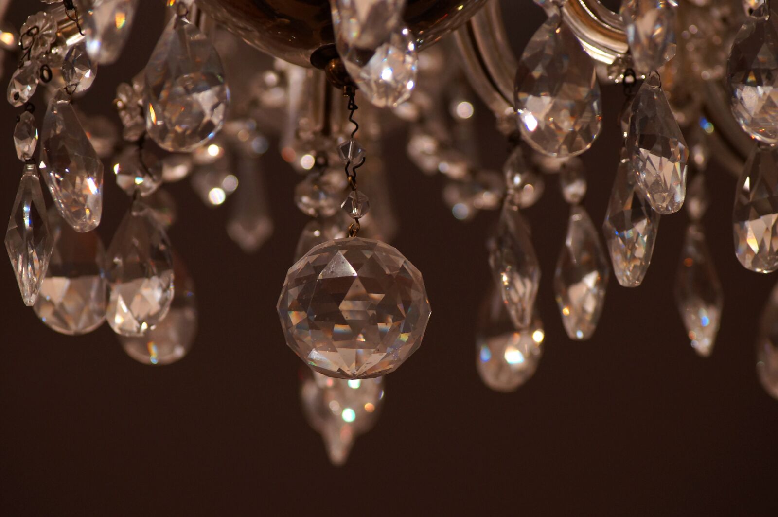 Sony SLT-A57 sample photo. Chandelier, glass, crystal photography