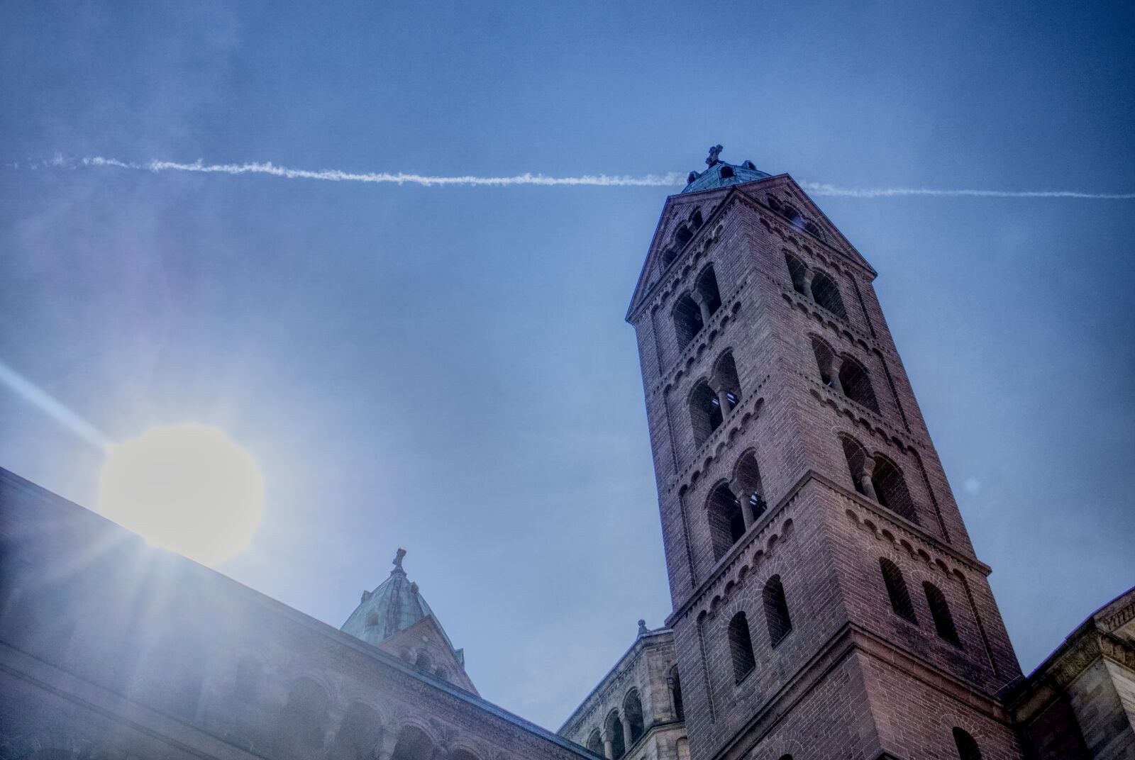 Sony a6000 + Sony E 35mm F1.8 OSS sample photo. Dom, church, believe photography