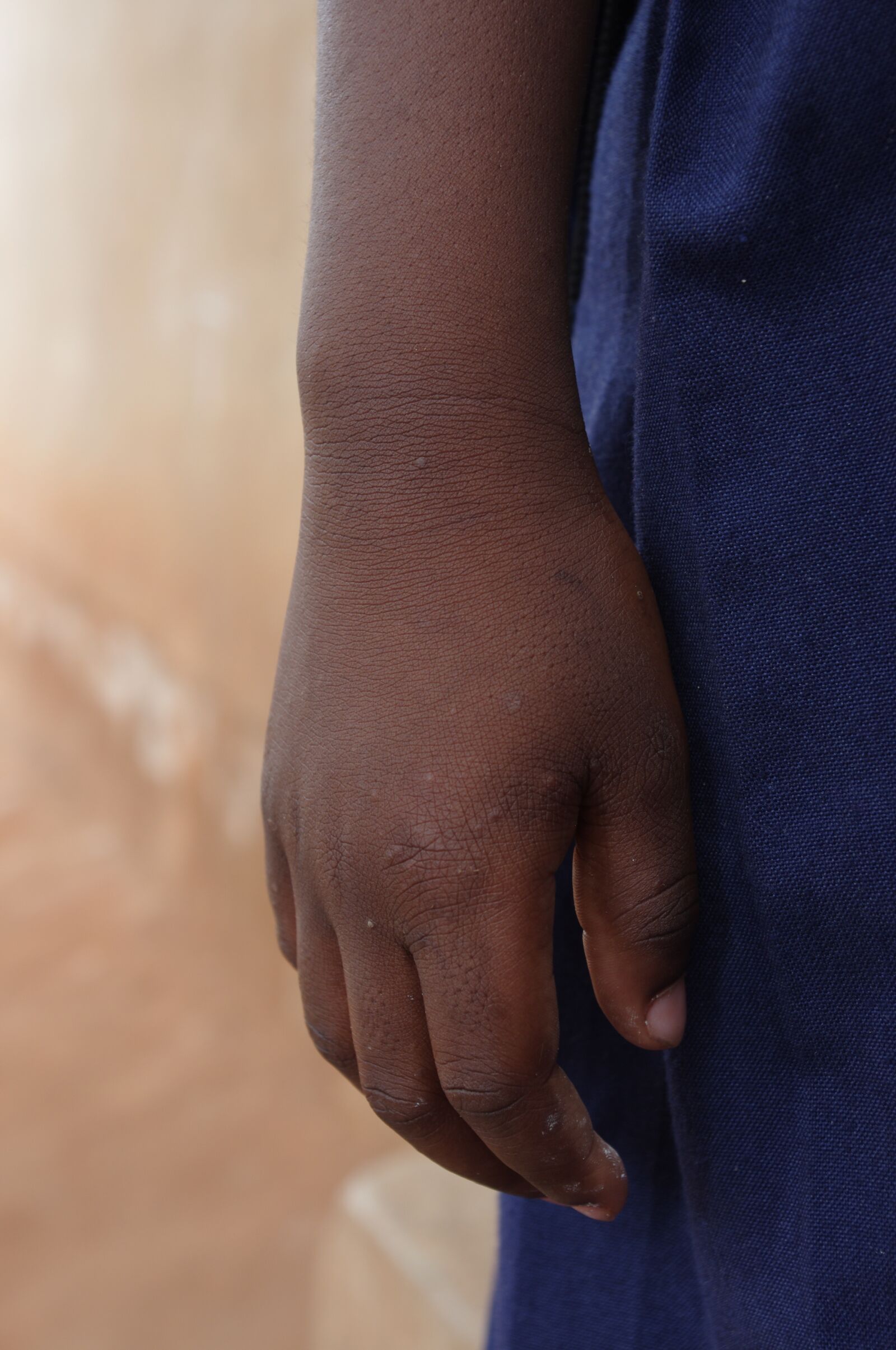 Pentax K-r sample photo. Hand, africa, east africa photography