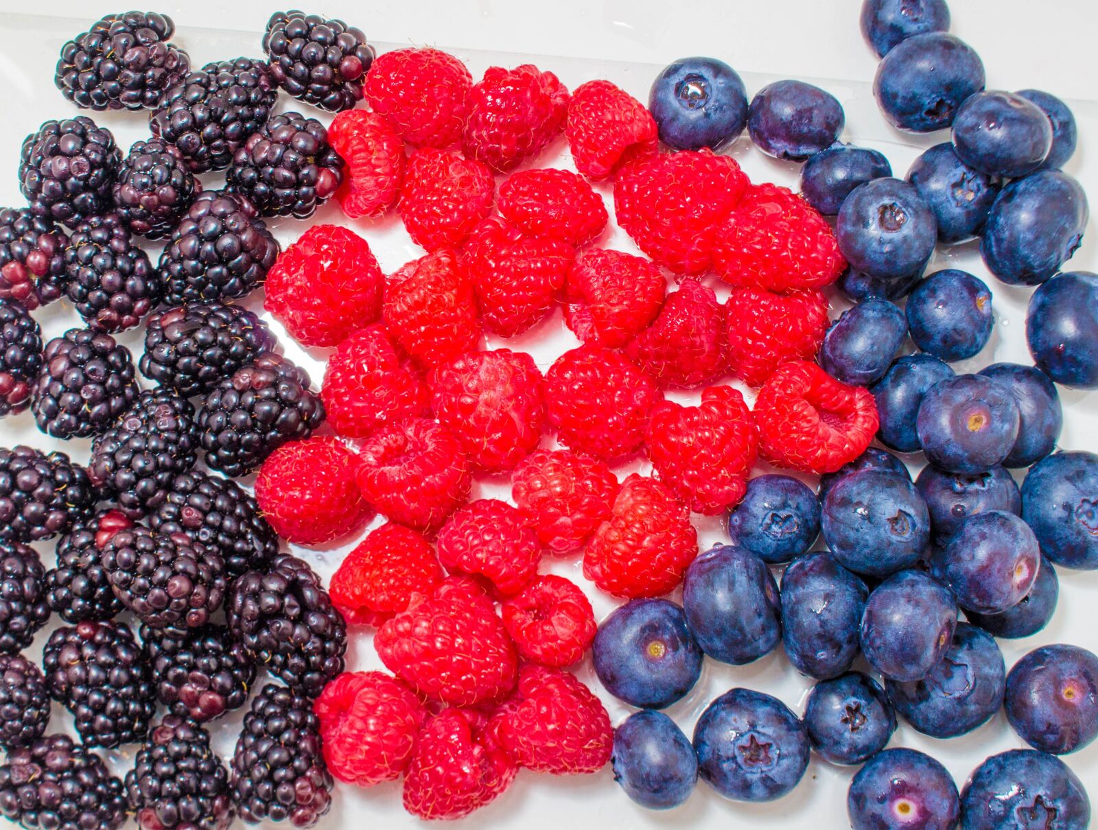 Canon EOS 700D (EOS Rebel T5i / EOS Kiss X7i) sample photo. Fruit, blueberry, food photography