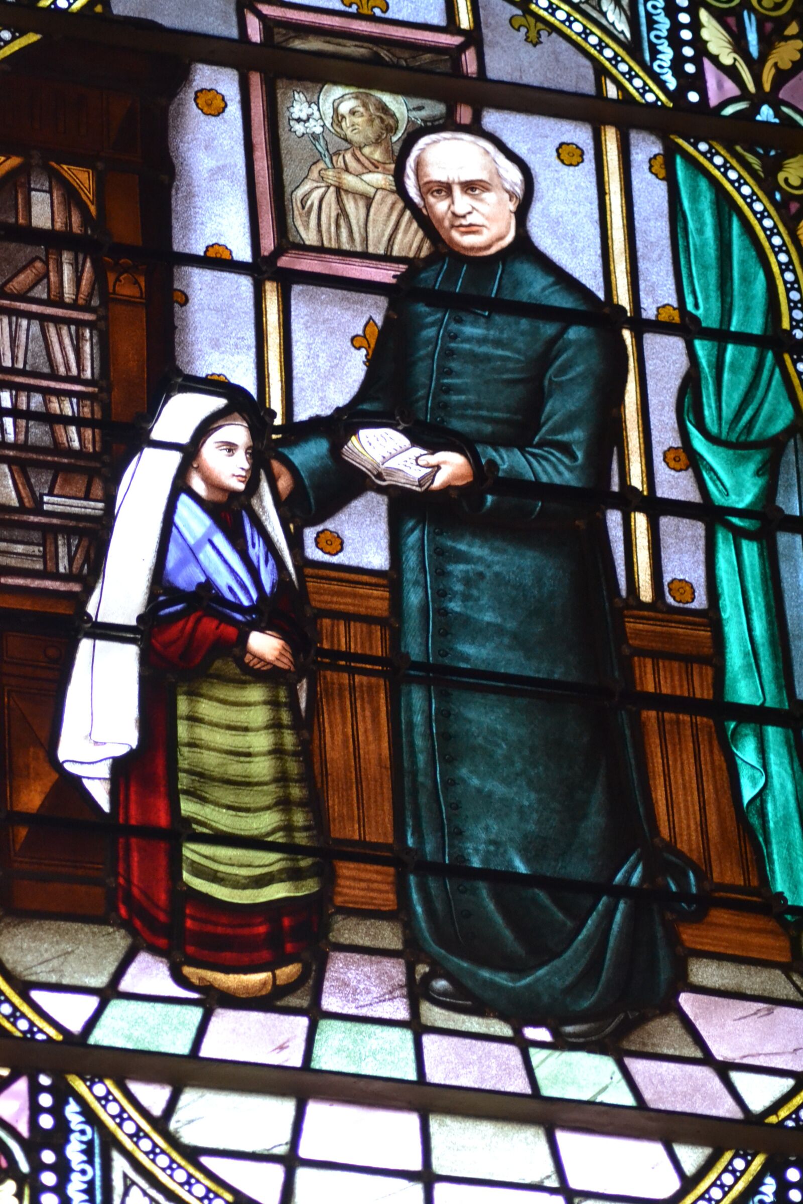 Nikon D3100 sample photo. Stained glass, window, heavy photography