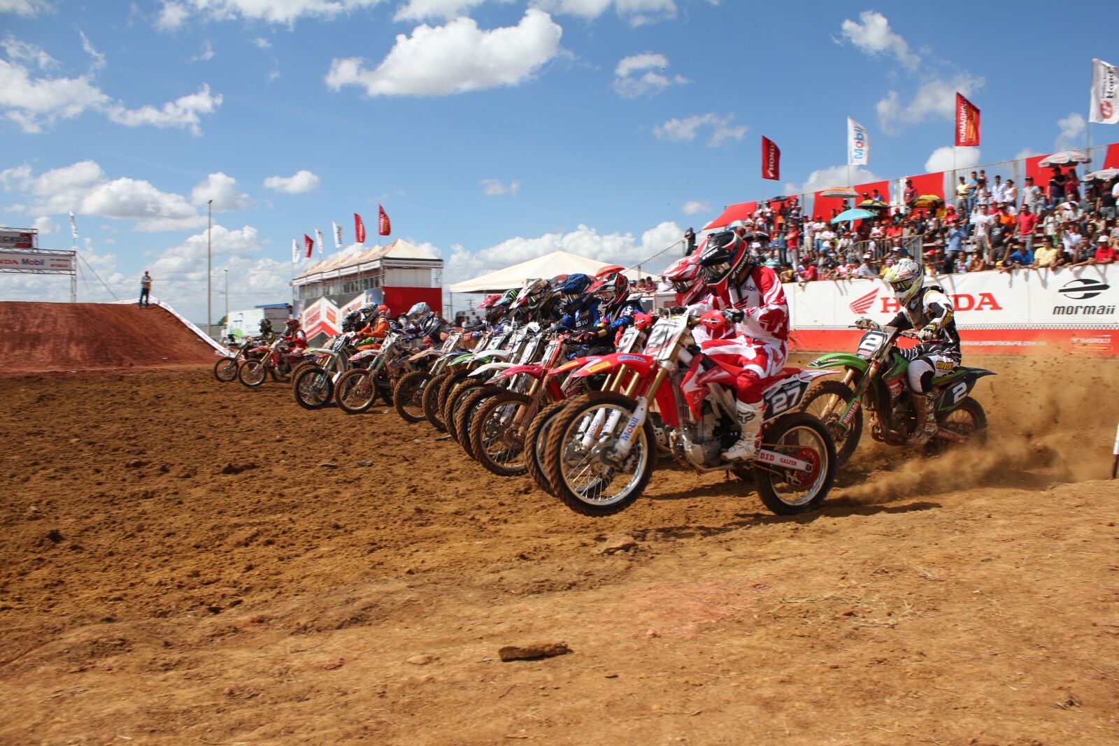 Canon EOS 550D (EOS Rebel T2i / EOS Kiss X4) sample photo. Bike, competition, championship photography