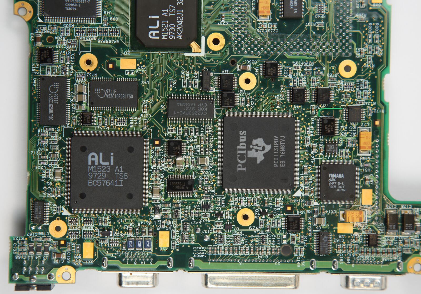 Canon EF 24-105mm F4L IS USM sample photo. Mother board, electronic, electronics photography