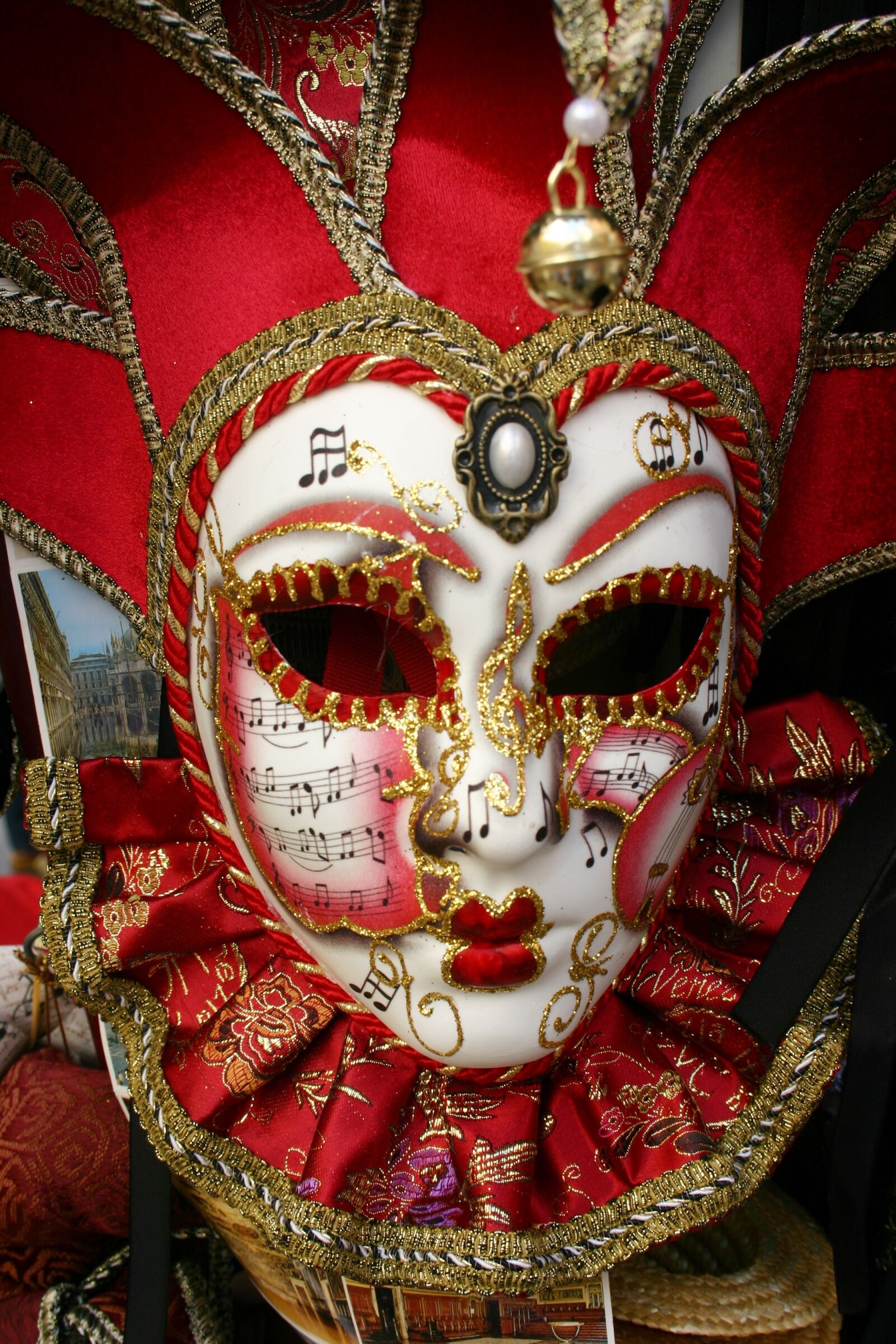 Canon EOS 300D (EOS Digital Rebel / EOS Kiss Digital) sample photo. Mask, carnival, venice photography