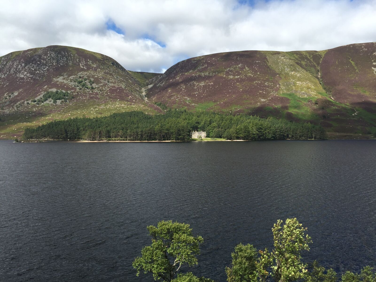 iPhone 6 Plus back camera 4.15mm f/2.2 sample photo. Queen victoria's house, loch photography