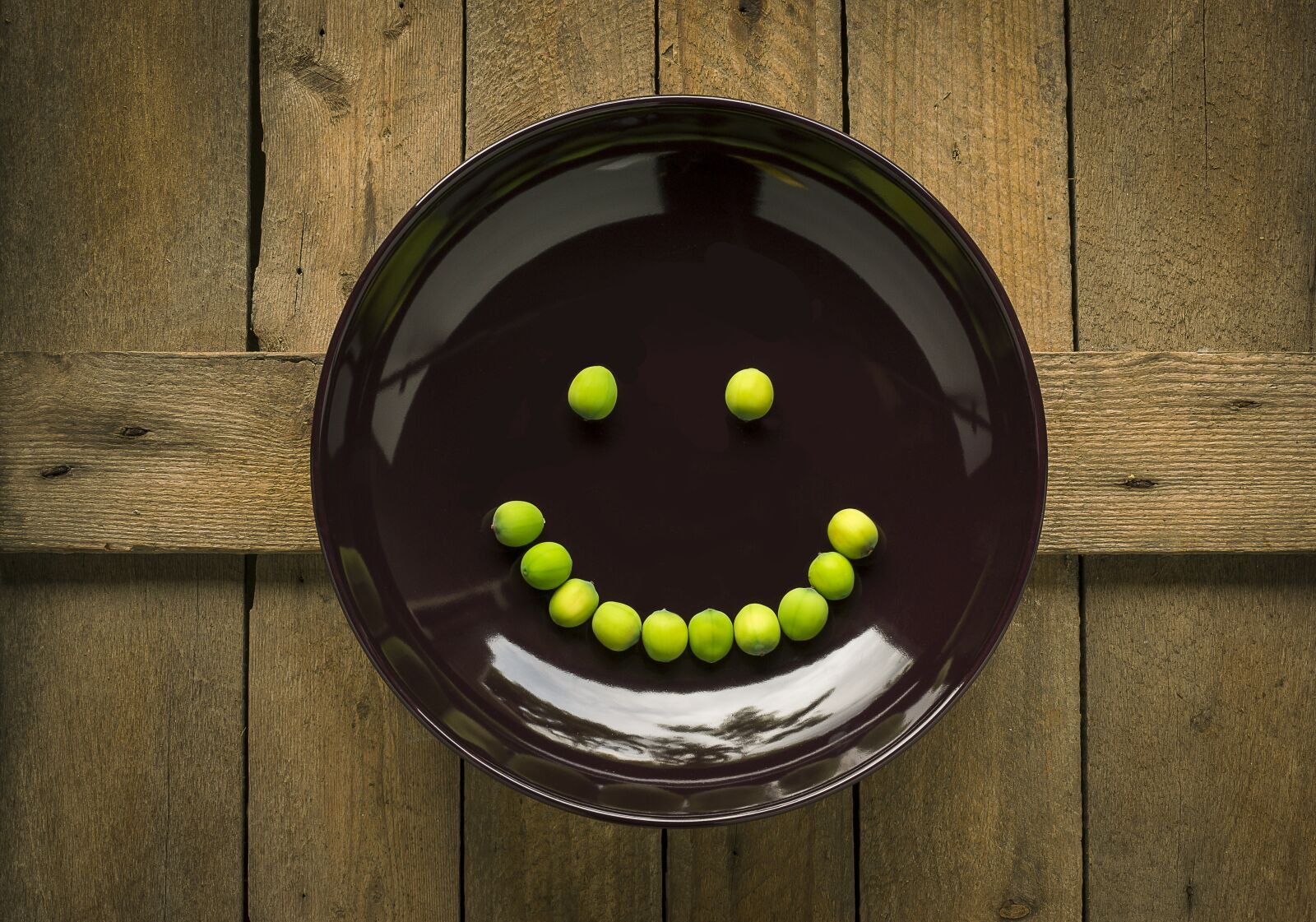 Canon EOS 70D + Canon EF 50mm F1.8 STM sample photo. Wood board, background, cook photography