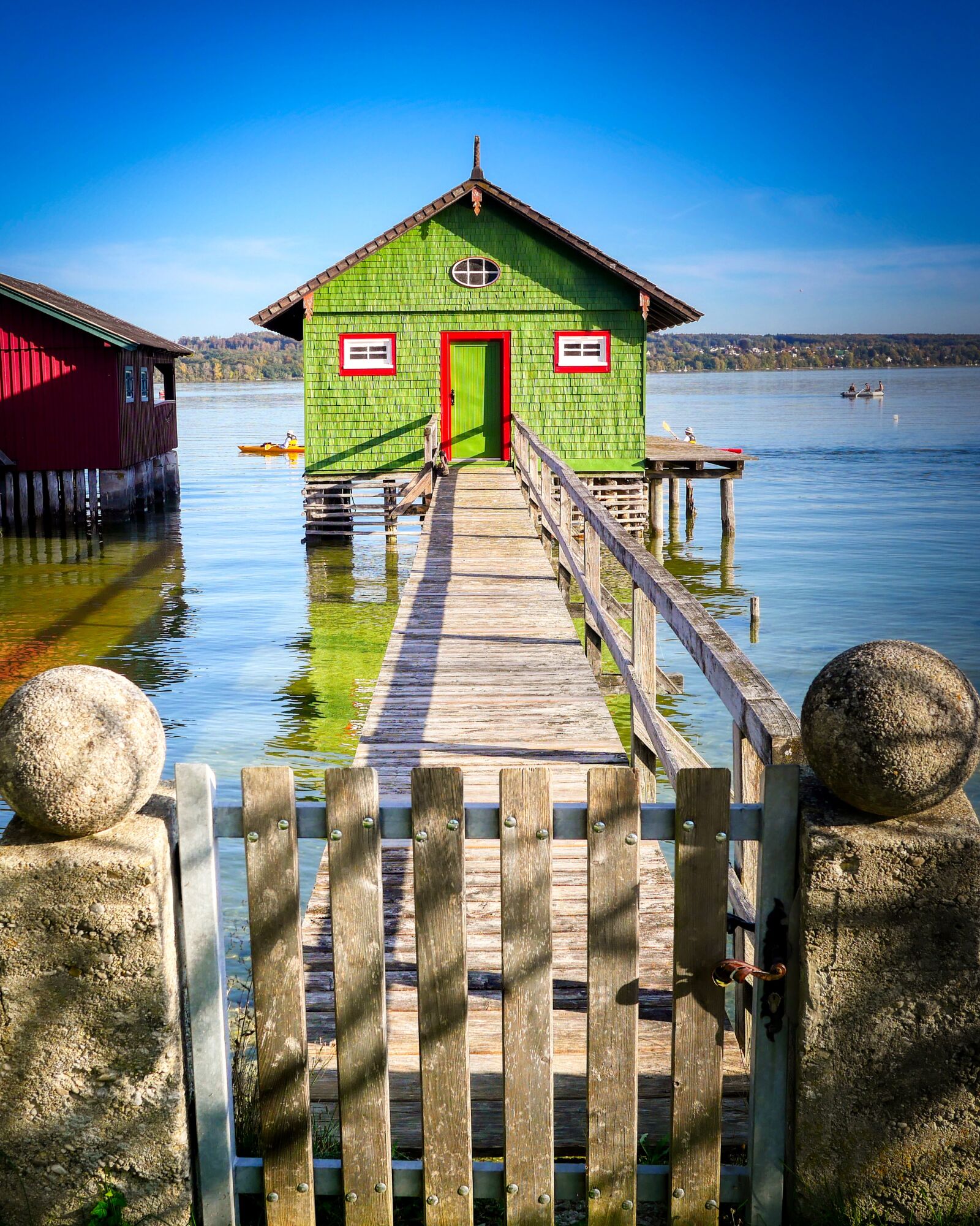 Panasonic Lumix DC-G90 (Lumix DC-G91) sample photo. Boat house, boat, lake photography