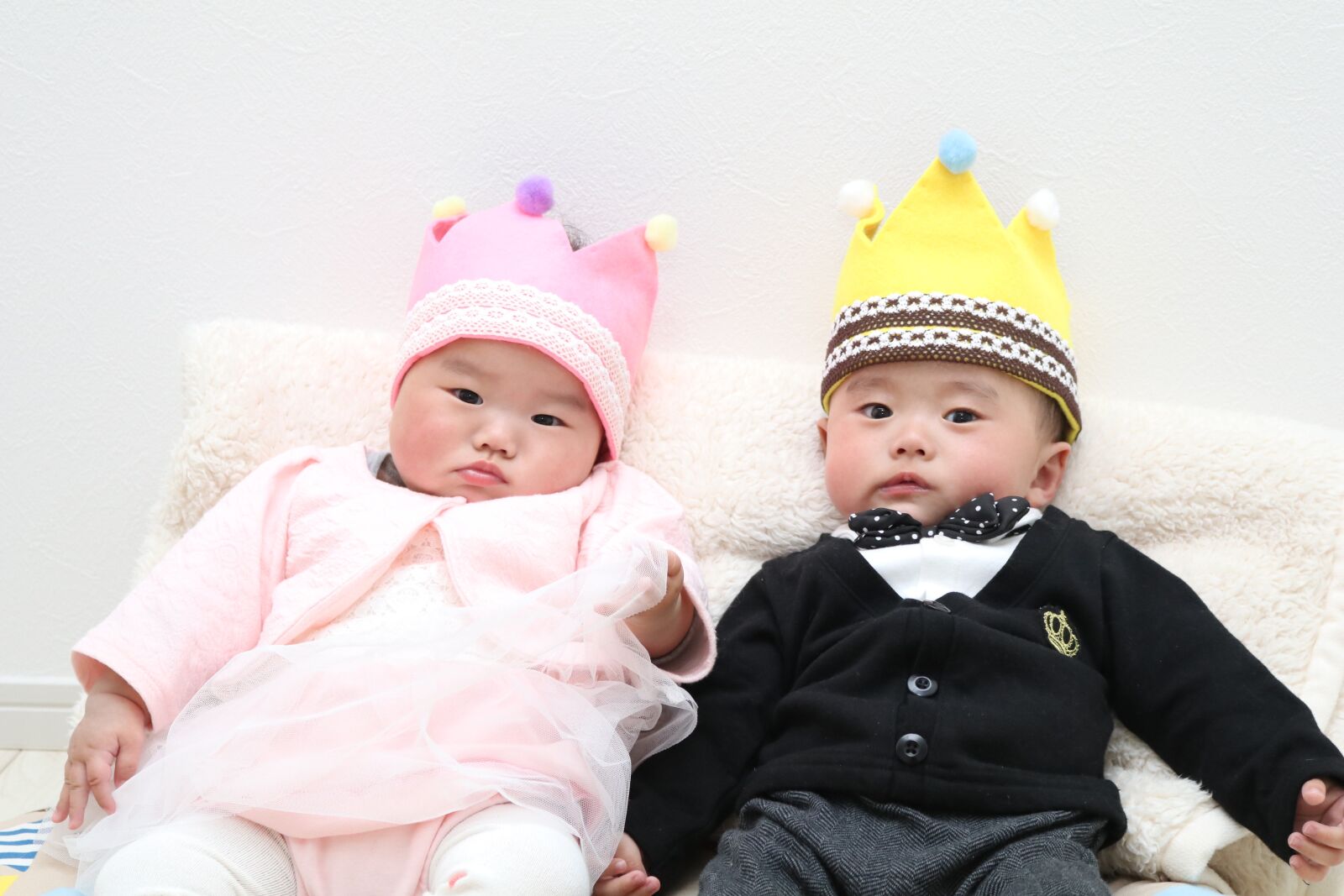 Canon EOS 80D sample photo. Twins, half birthday, boy photography