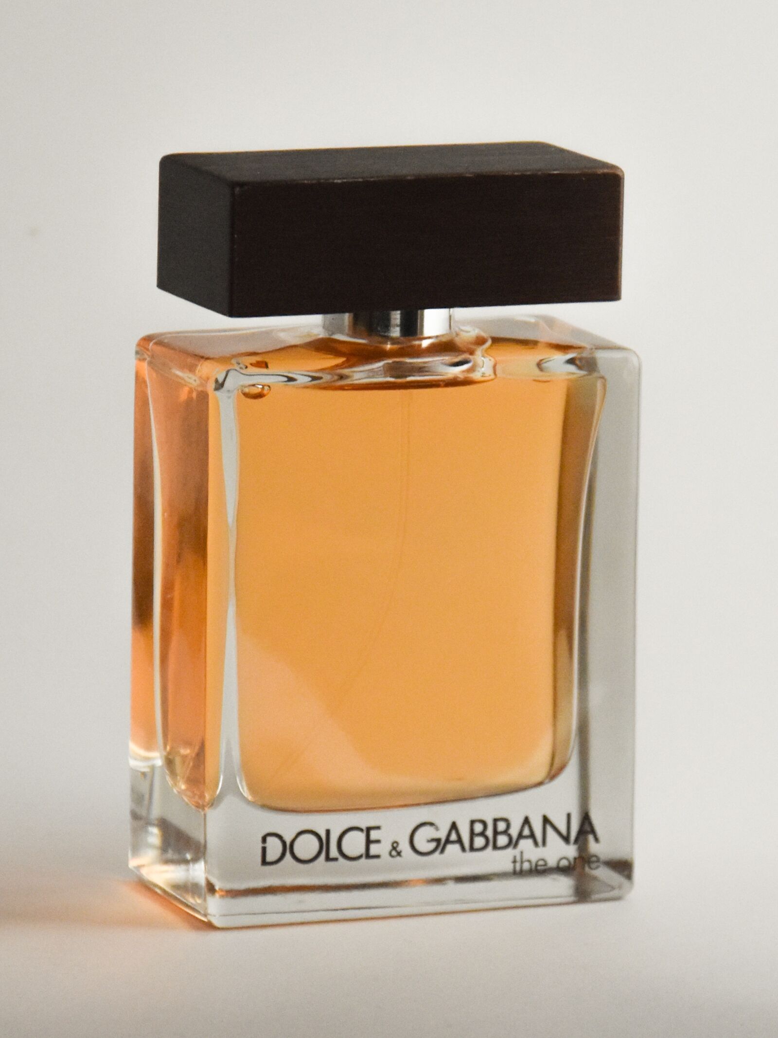 Nikon D7200 sample photo. Parfume, dolce and gabana photography
