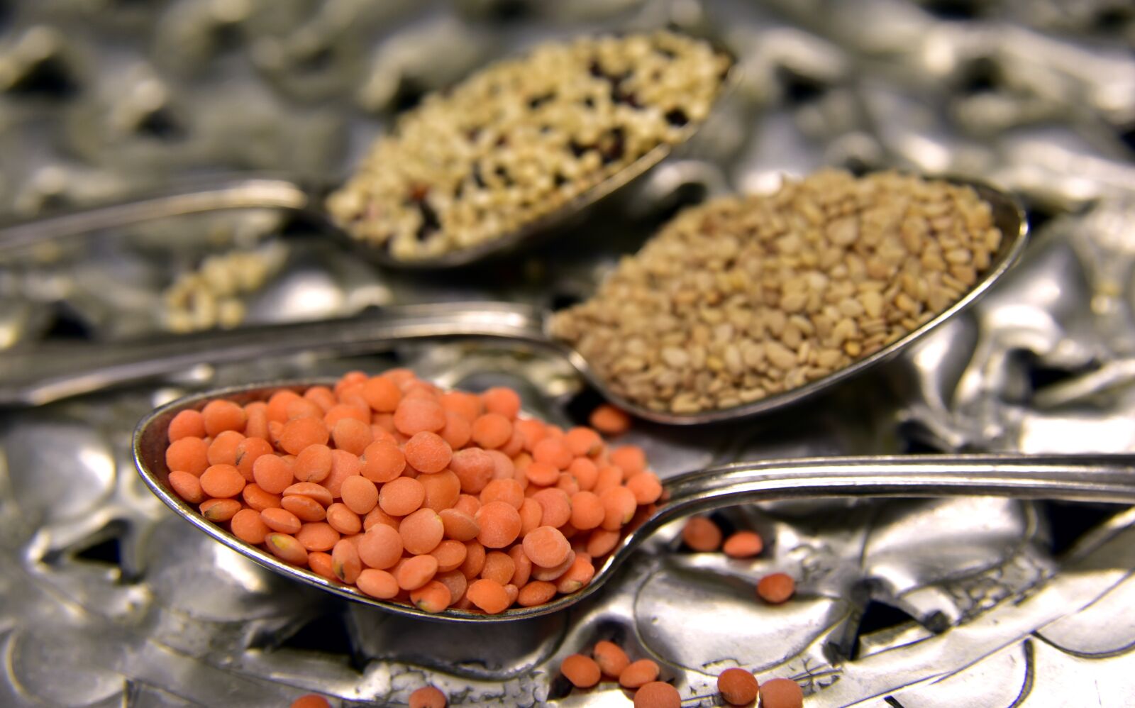 Nikon D750 sample photo. Lenses, red lentils, small photography