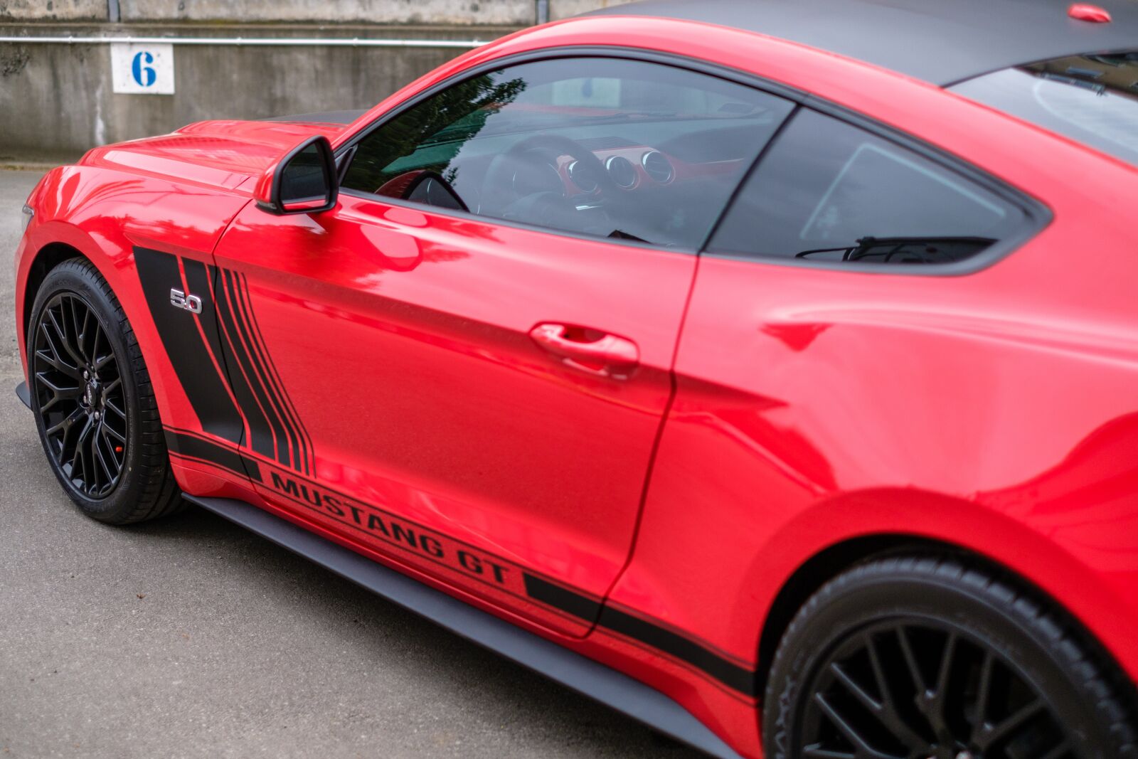 Fujifilm X-T2 + Fujifilm XF 35mm F1.4 R sample photo. Mustang, gt, red photography