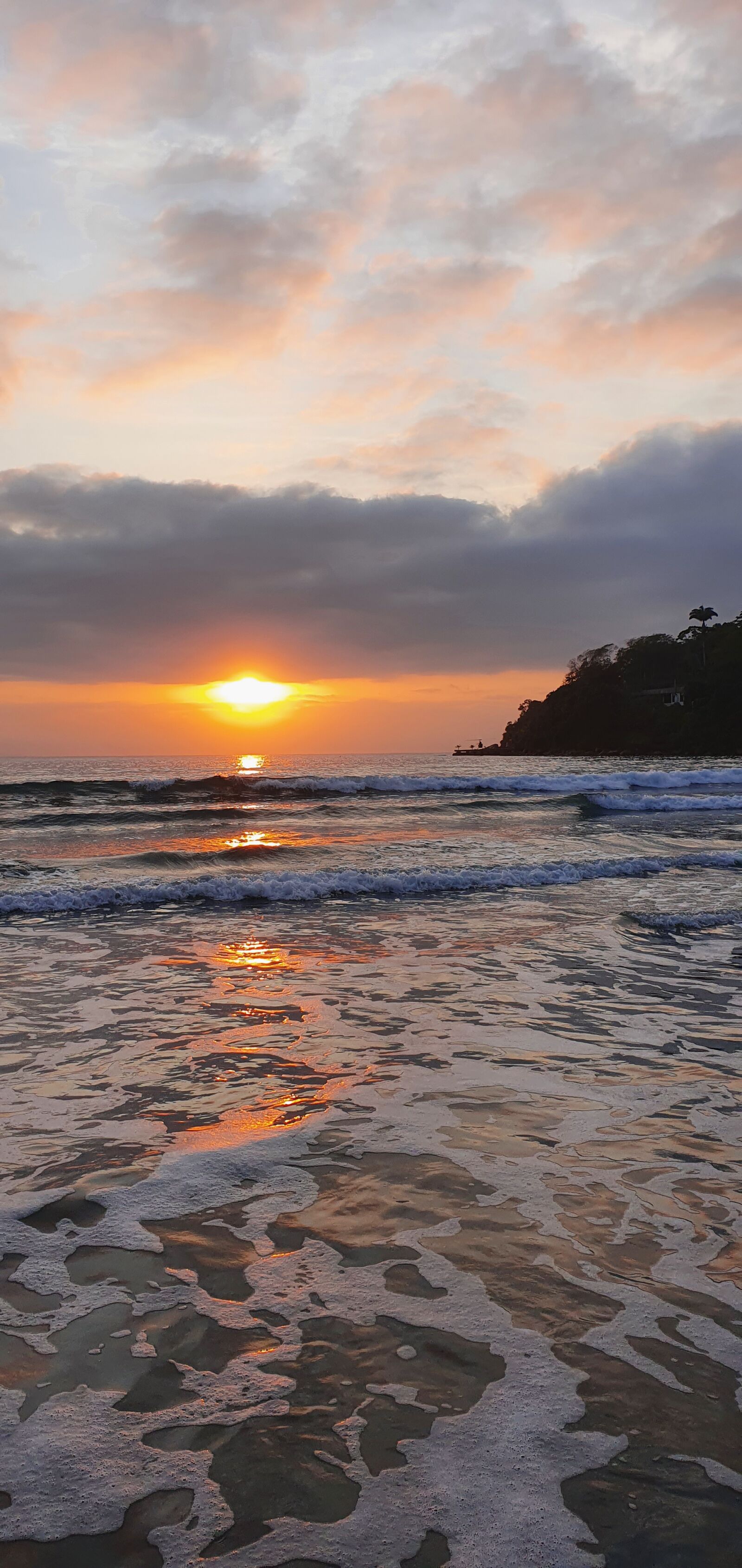 Samsung SM-G975F sample photo. Sol, praia, nuvens photography