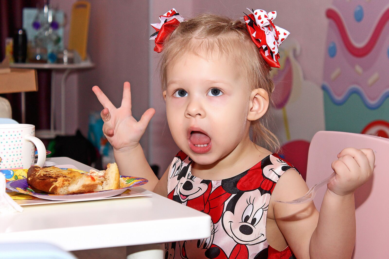Canon EOS 1100D (EOS Rebel T3 / EOS Kiss X50) sample photo. Baby, joy, emotions photography