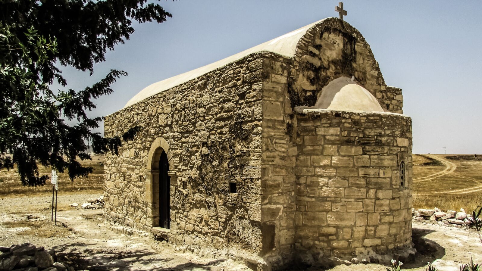 Canon PowerShot SX400 IS sample photo. Cyprus, tersefanou, church photography