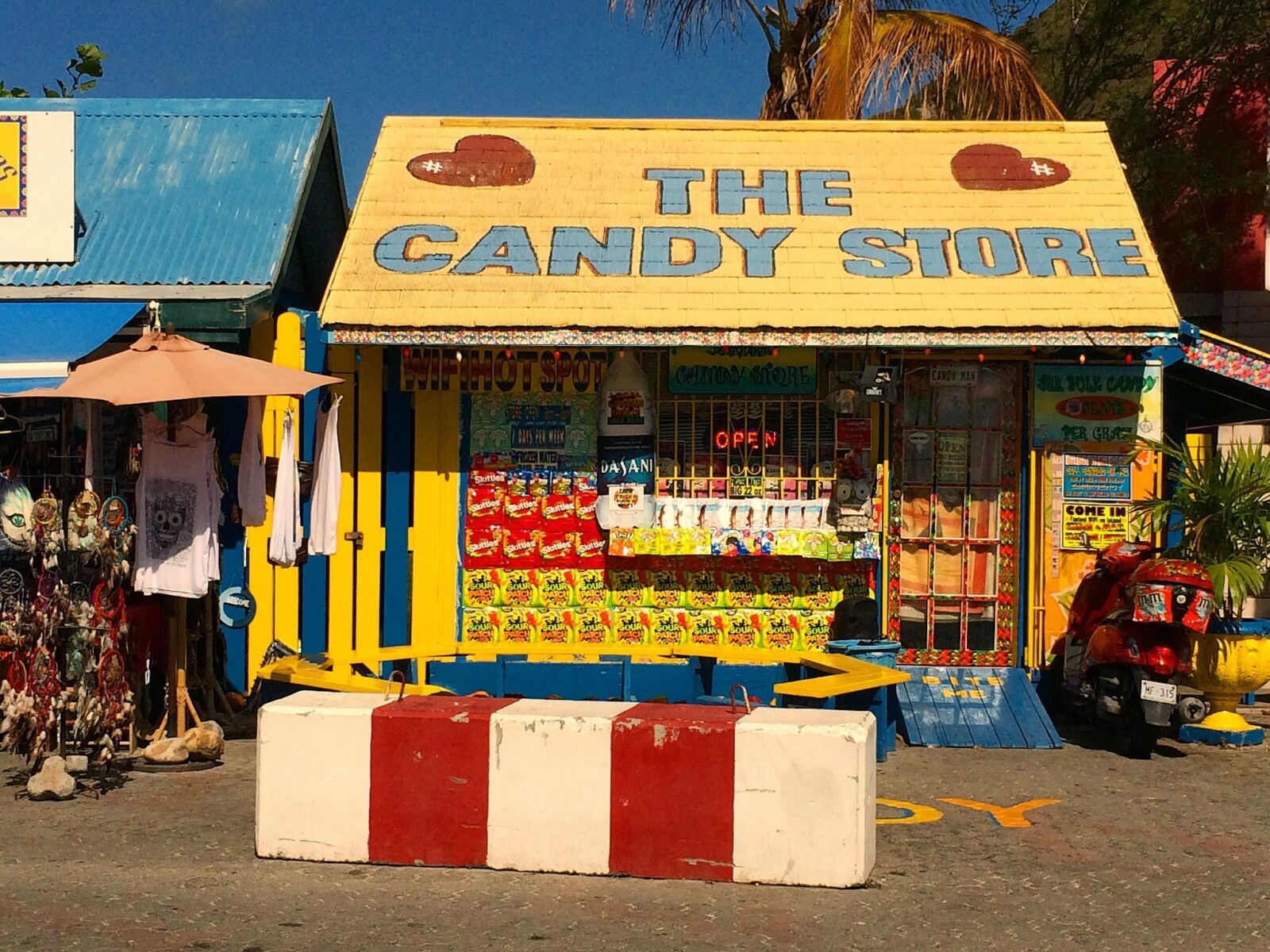 iPhone 5s back camera 4.15mm f/2.2 sample photo. Philipsburg, st maarten, candy photography