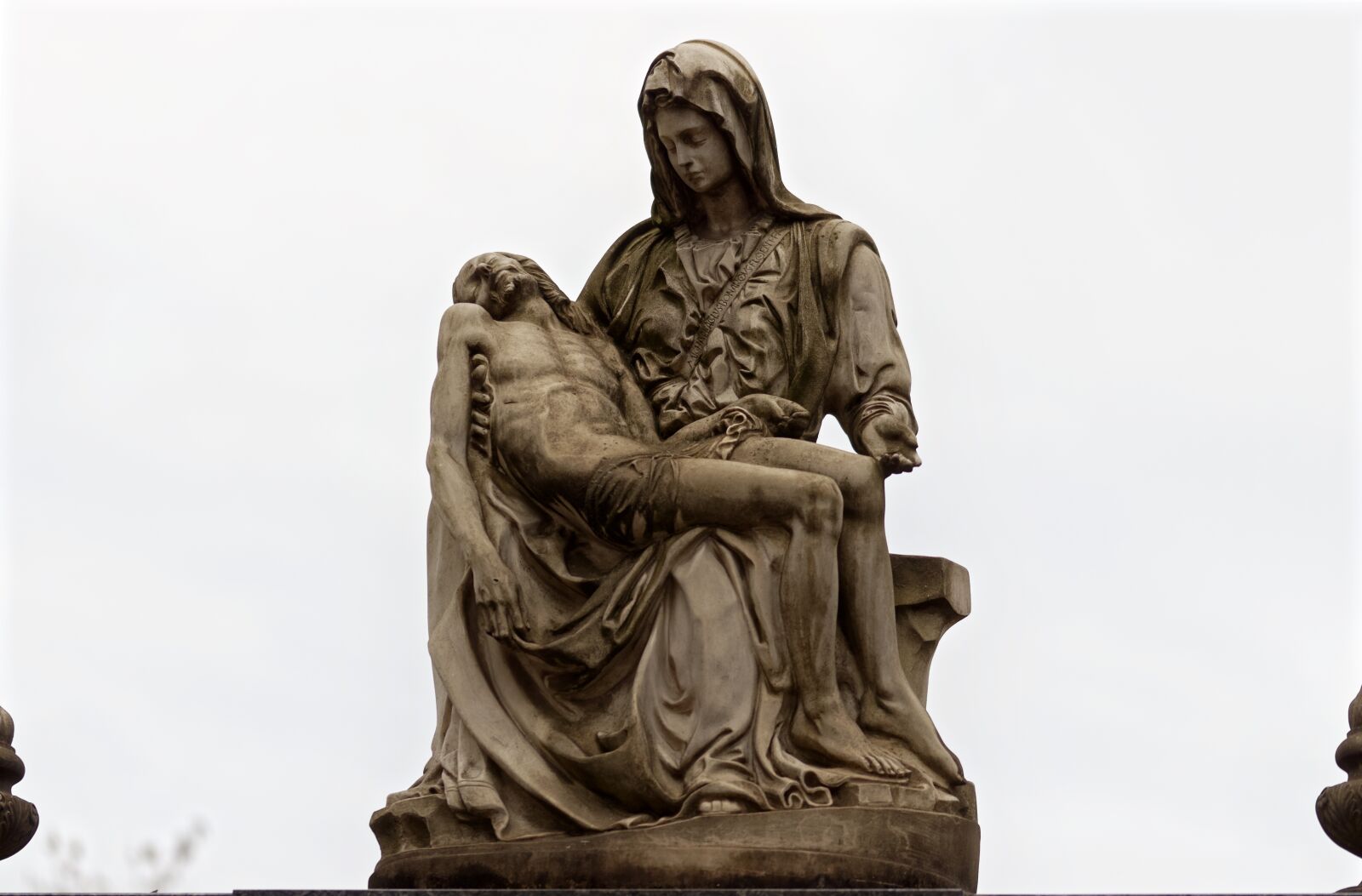 Nikon D5100 sample photo. Sculpture, statue, monument photography