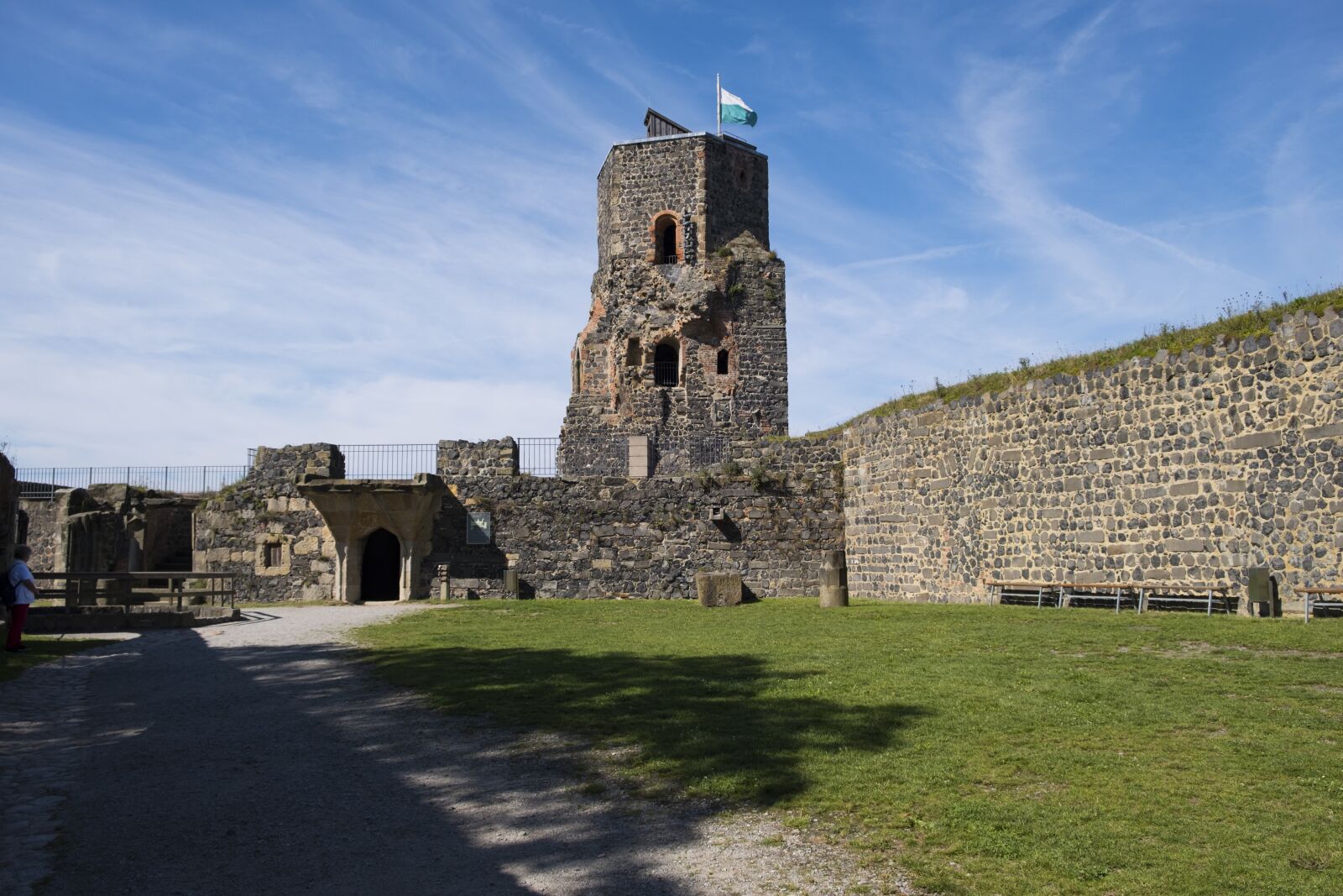 Fujifilm XF 18-55mm F2.8-4 R LM OIS sample photo. Castle, fortress, tower photography