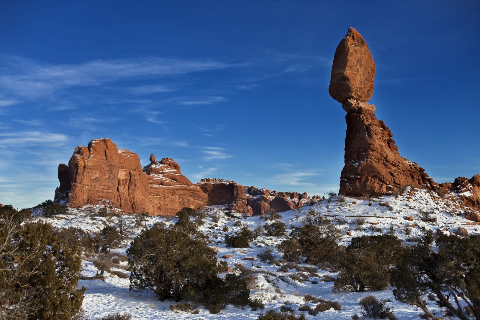 Canon EOS 5D Mark II sample photo. Balanced rock, formation, sandstone photography