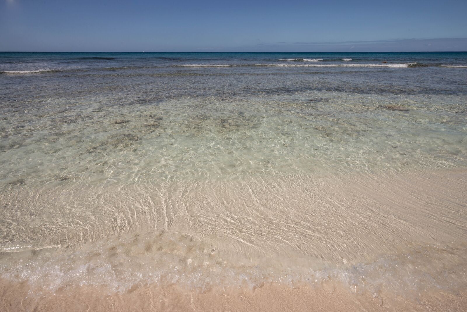 Canon EOS 6D + Canon EF 17-40mm F4L USM sample photo. Dominican republic, sargisova sea photography