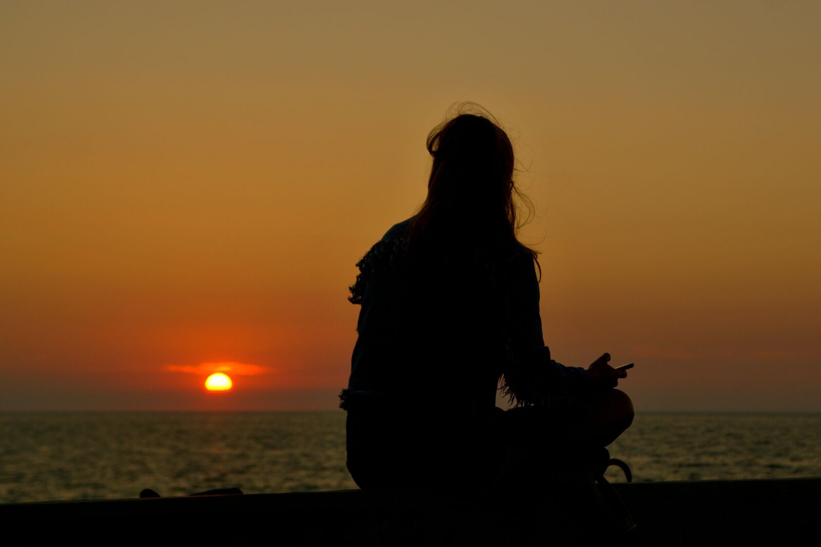 Sony ILCA-77M2 sample photo. Sunset, sea, water photography