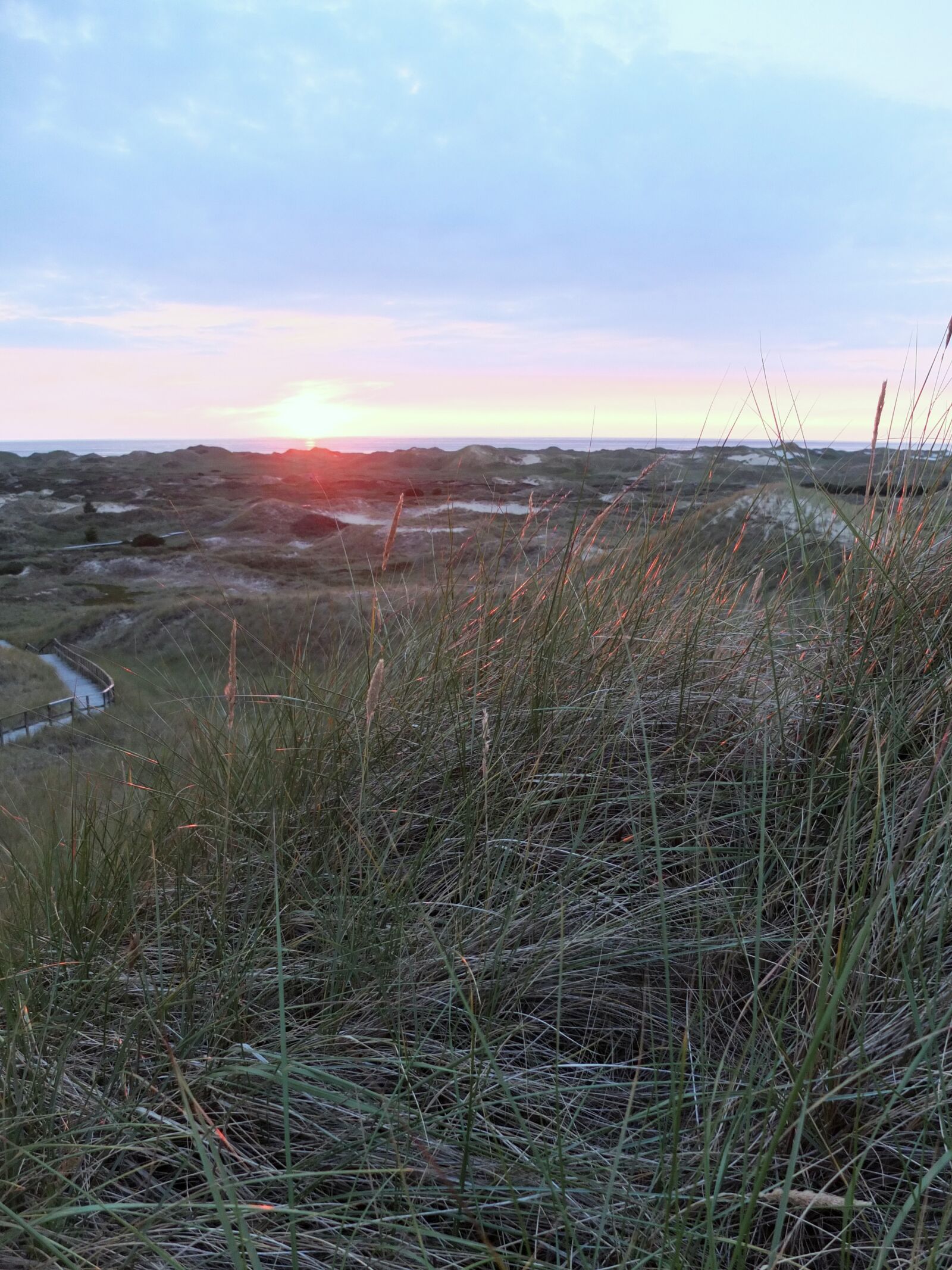 Fujifilm X10 sample photo. Amrum, sunset, evening photography
