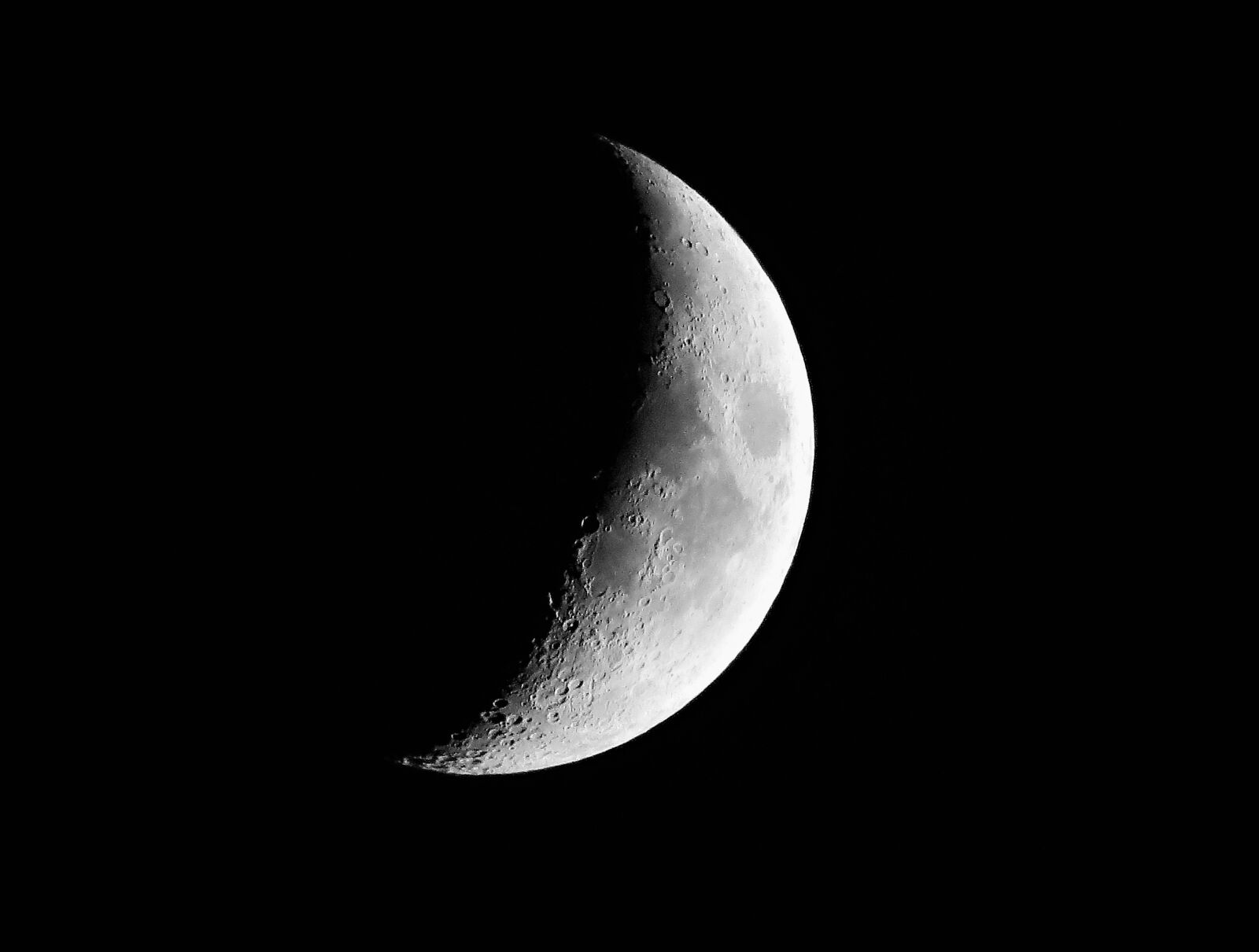 Canon PowerShot SX50 HS sample photo. Moon, crescent, night photography