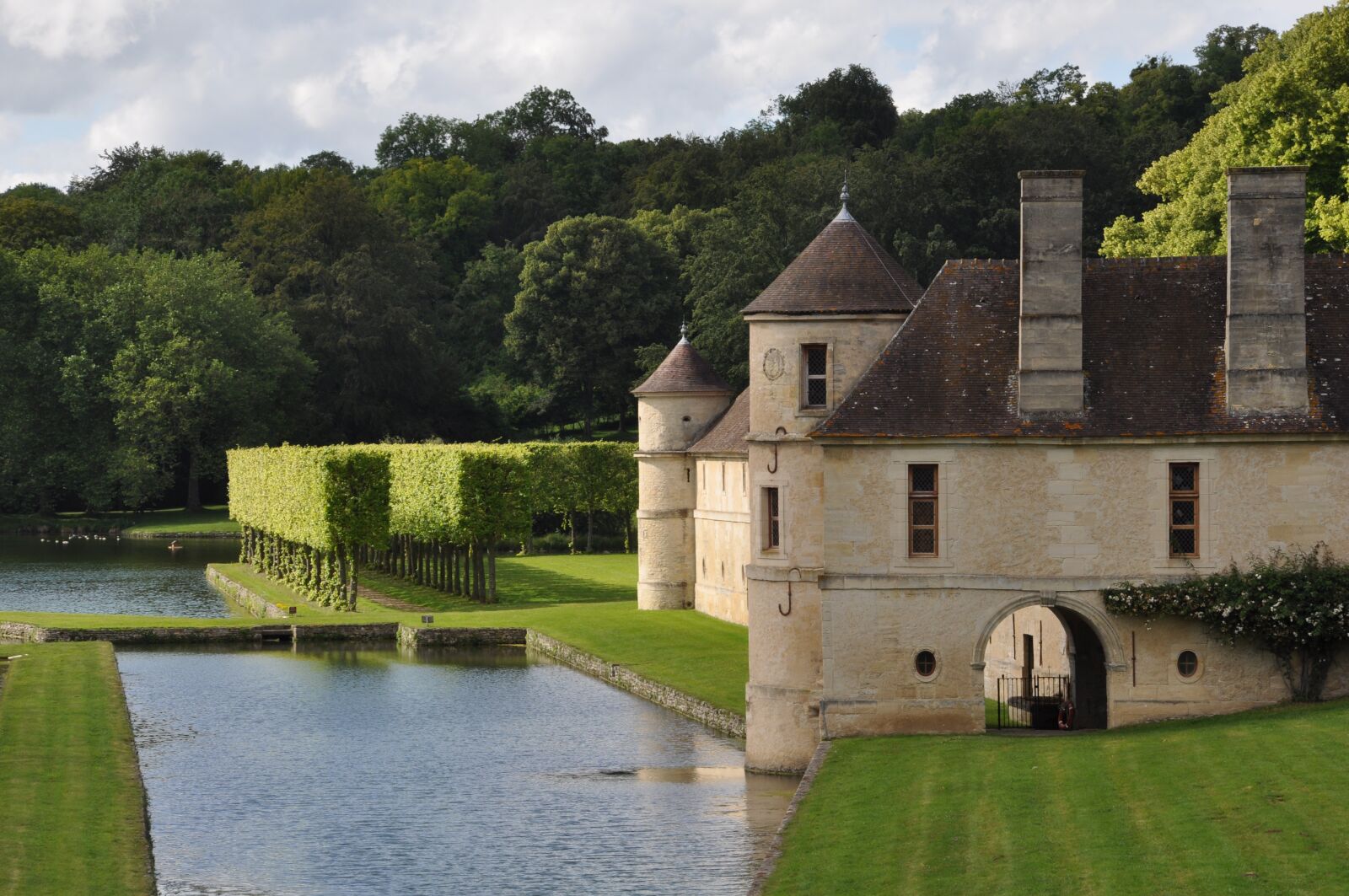 Nikon D90 sample photo. Castle, domain, field of photography