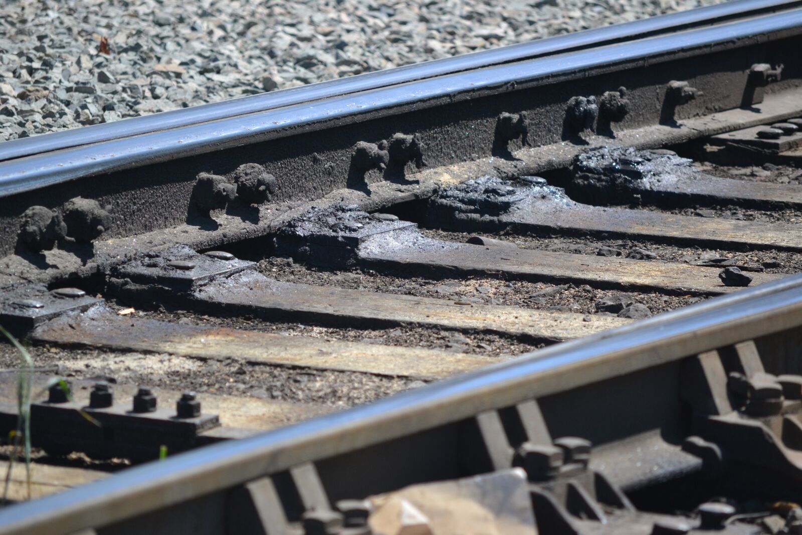 Nikon D3100 sample photo. Railroad, railroad tracks, metal photography