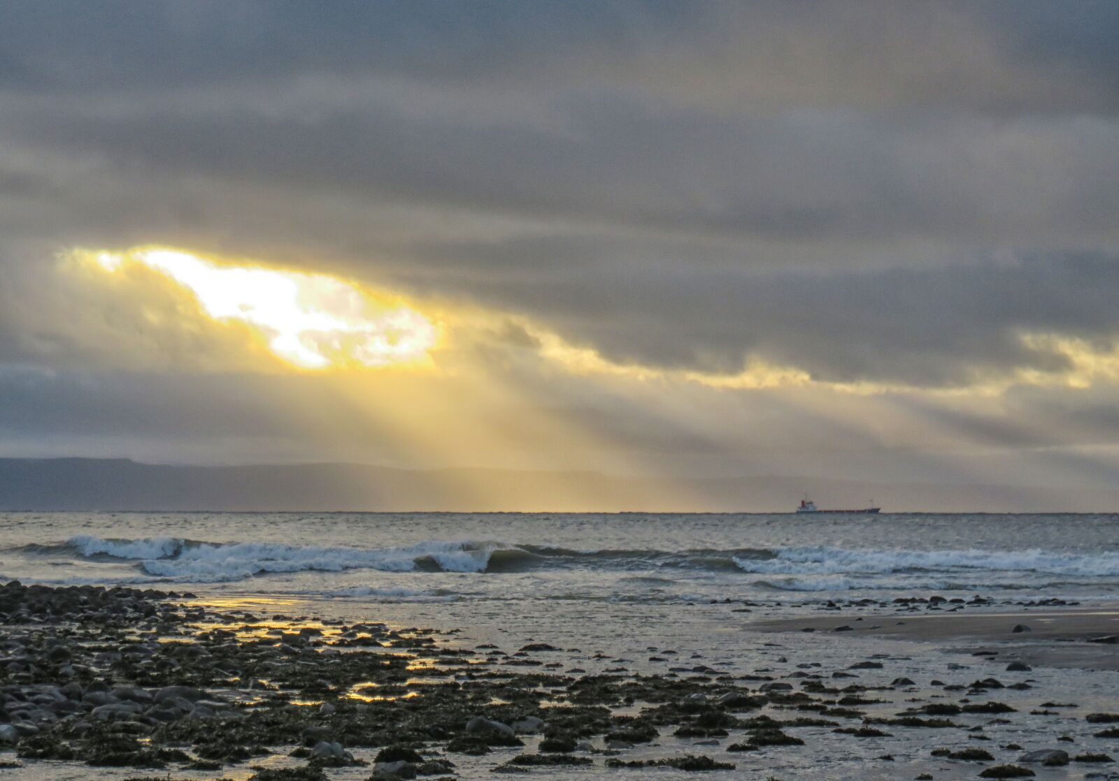 Canon PowerShot SX710 HS sample photo. Bristol channel, sun rays photography