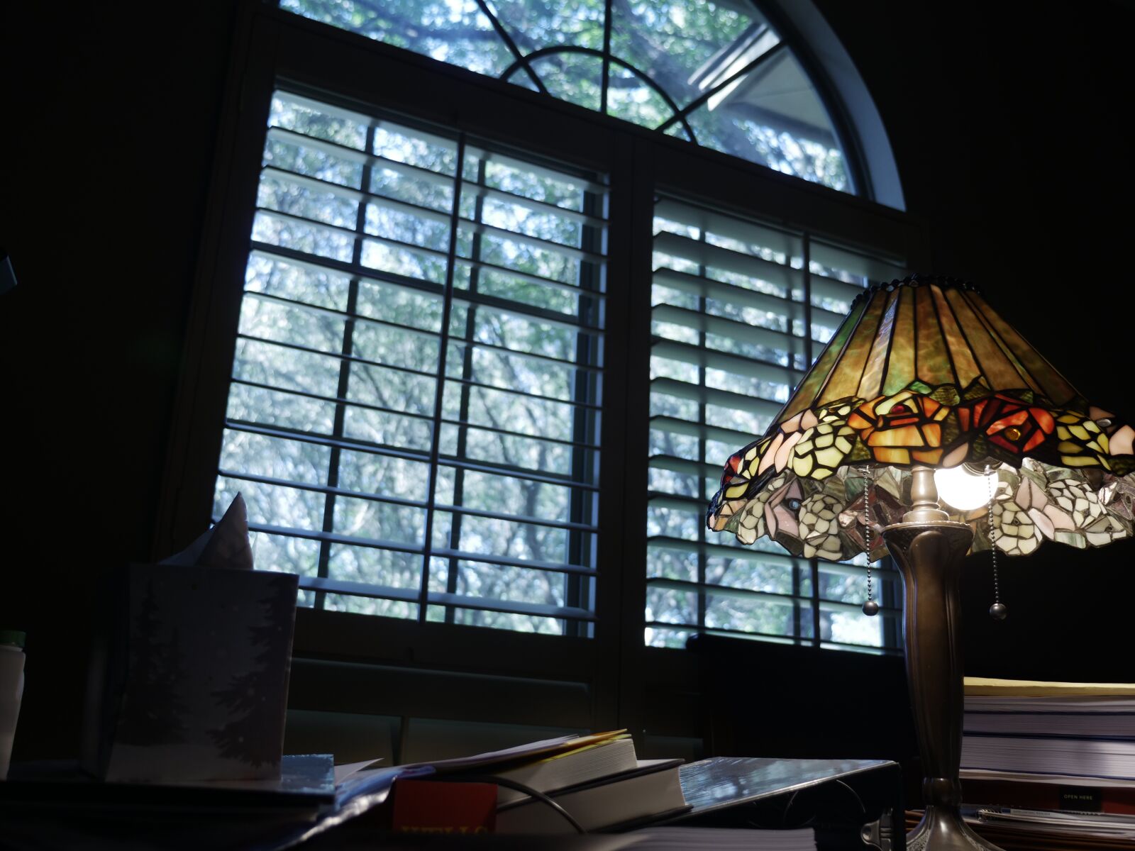 Panasonic Lumix DC-GH5 sample photo. Window, light, sunlight photography
