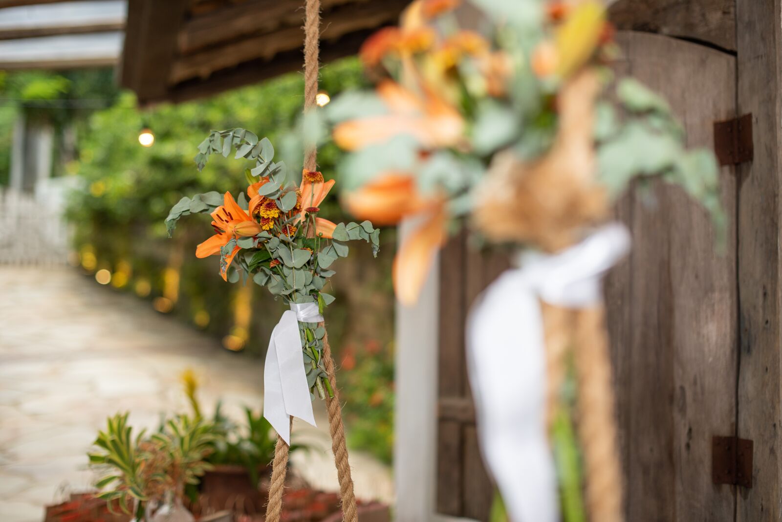 Nikon D810 sample photo. Flowers, wedding, decoration photography