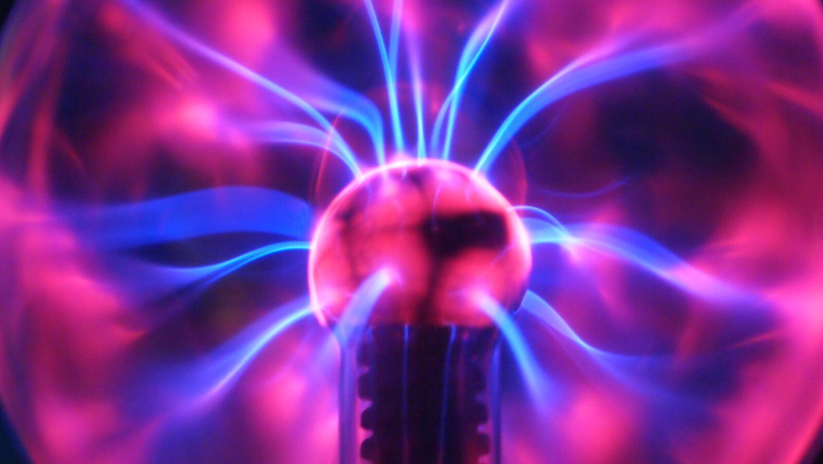 Olympus PEN E-PL1 sample photo. Plasma bal, purple, bright photography