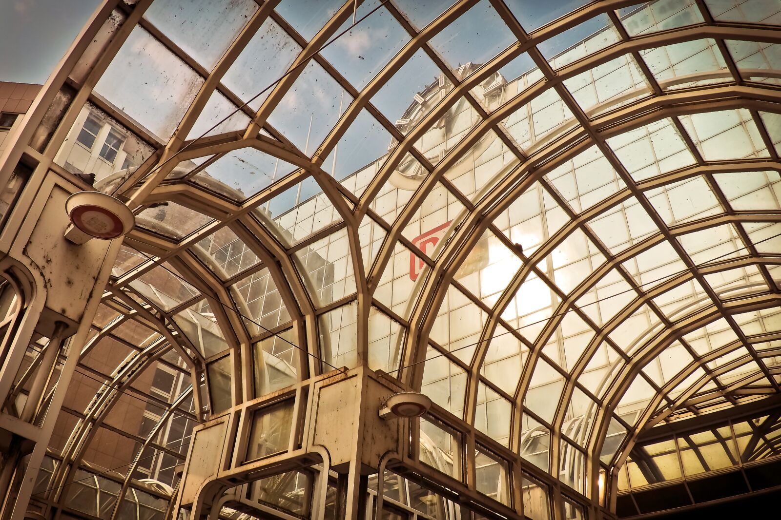 Olympus OM-D E-M10 sample photo. Architecture, modern, building photography