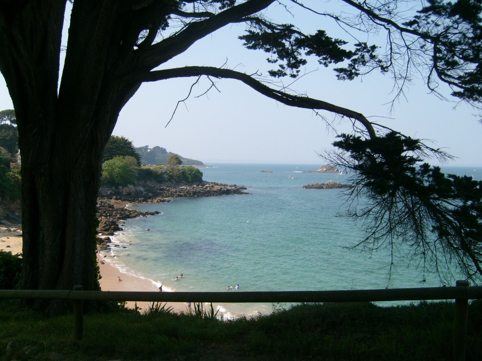 Samsung KENOX S730  / Samsung S730 sample photo. Summer, holydays, beach photography