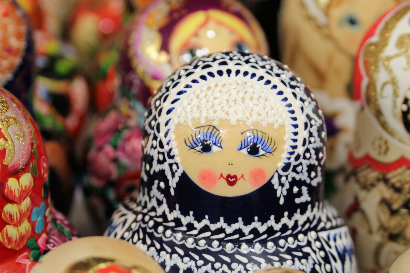 Canon EOS 750D (EOS Rebel T6i / EOS Kiss X8i) sample photo. Matryoshka, matroschka, souvenir photography
