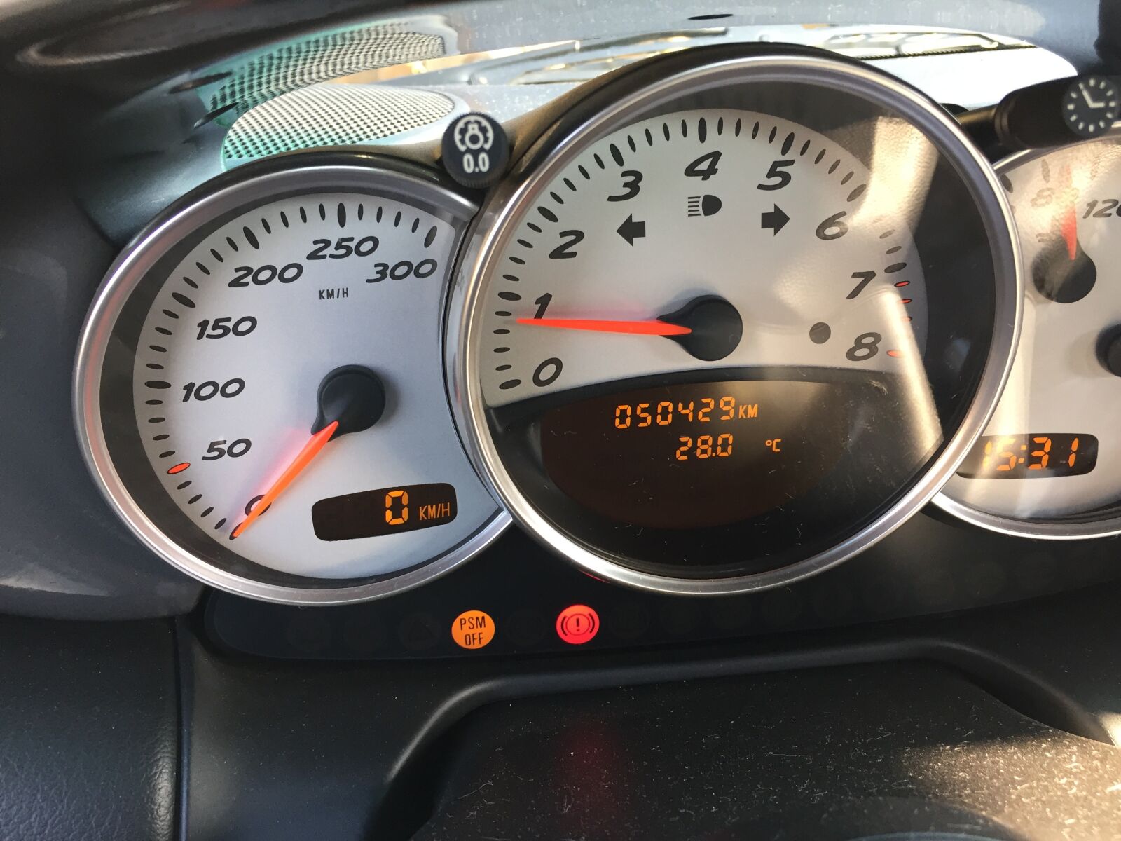 Apple iPhone 6 sample photo. Speedometer, panel, car photography